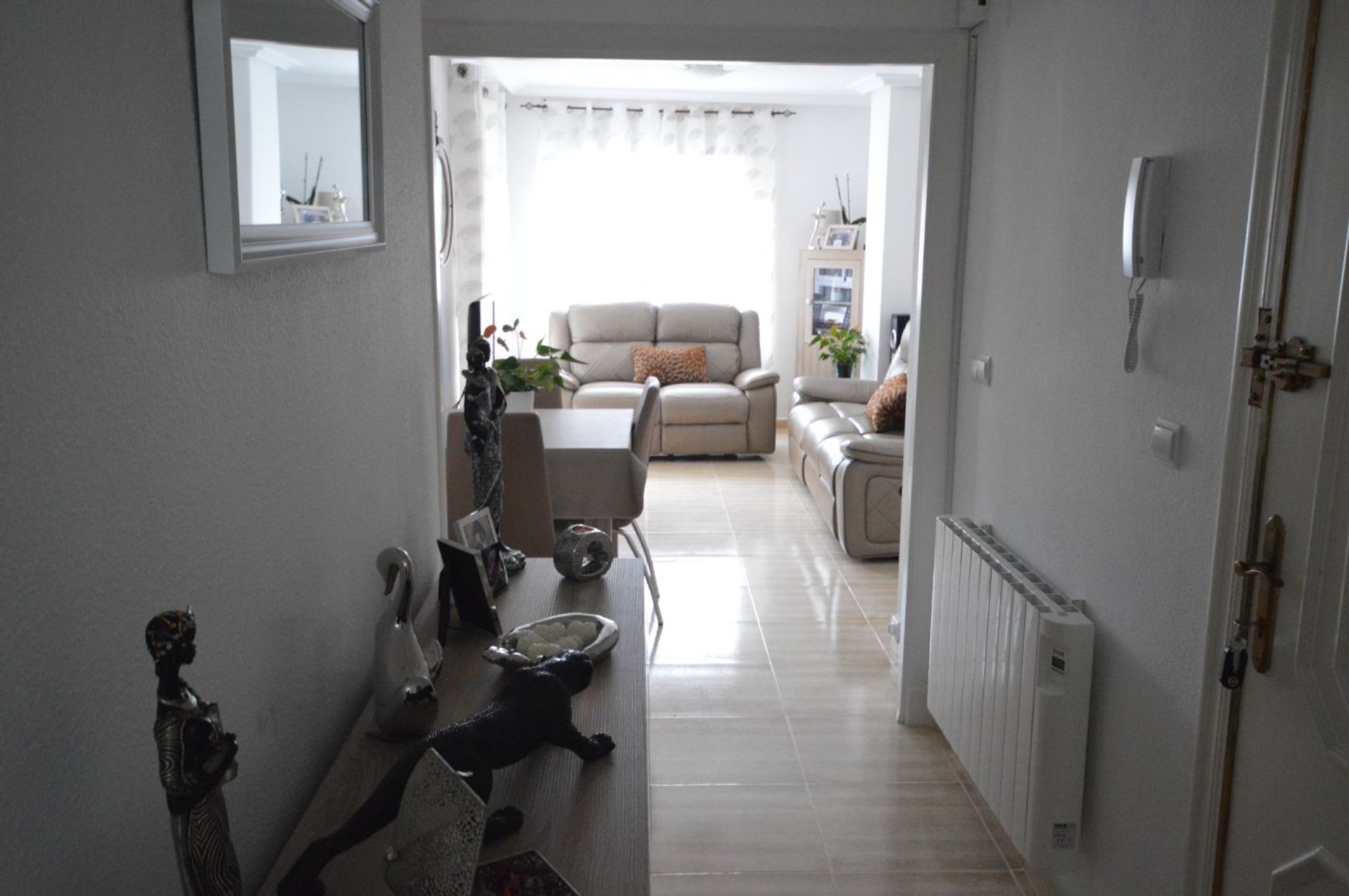 Condominium in Guardamar del Segura, Comunidad Valenciana 11299497