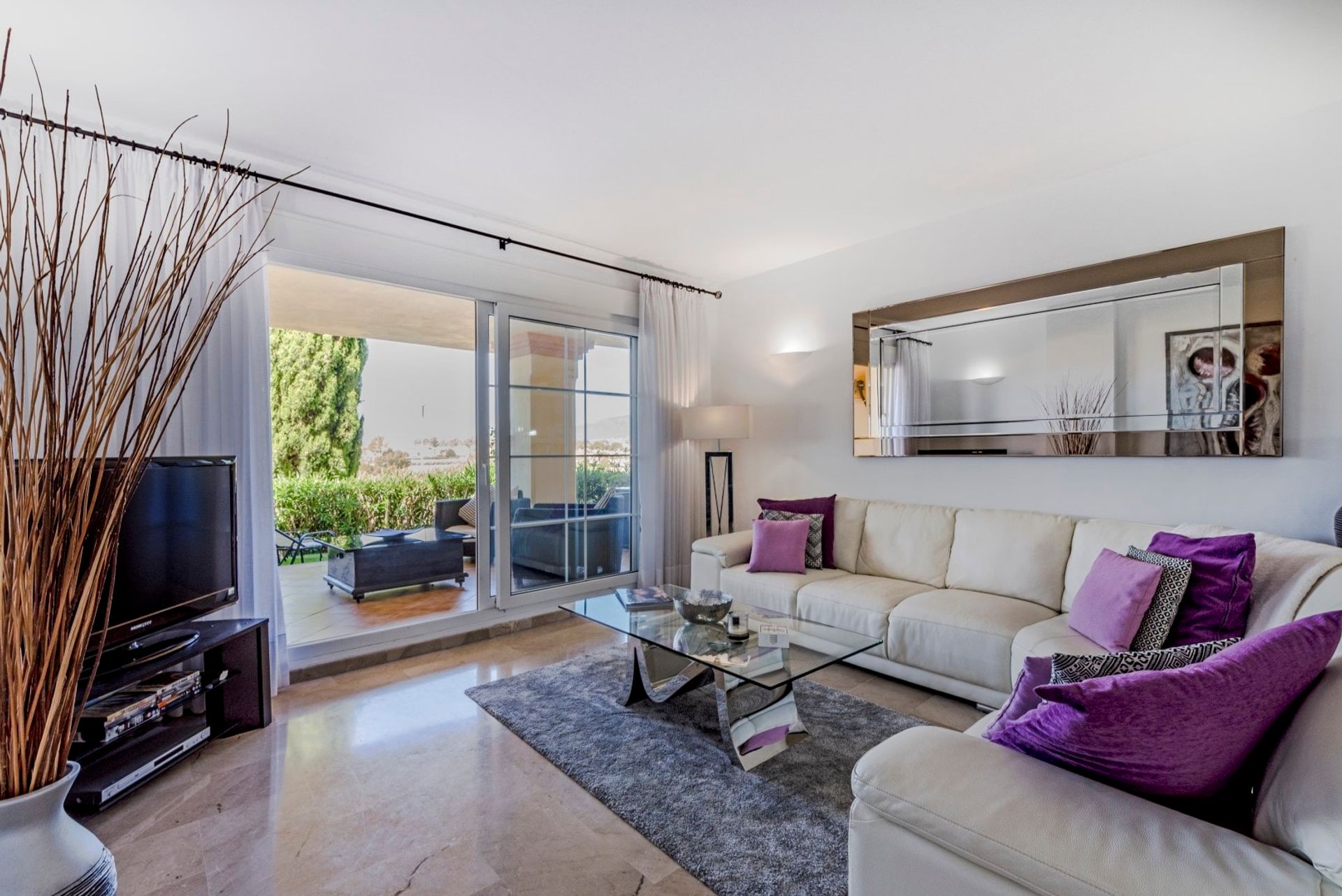 Condominium in Marbella, Andalucía 11300458