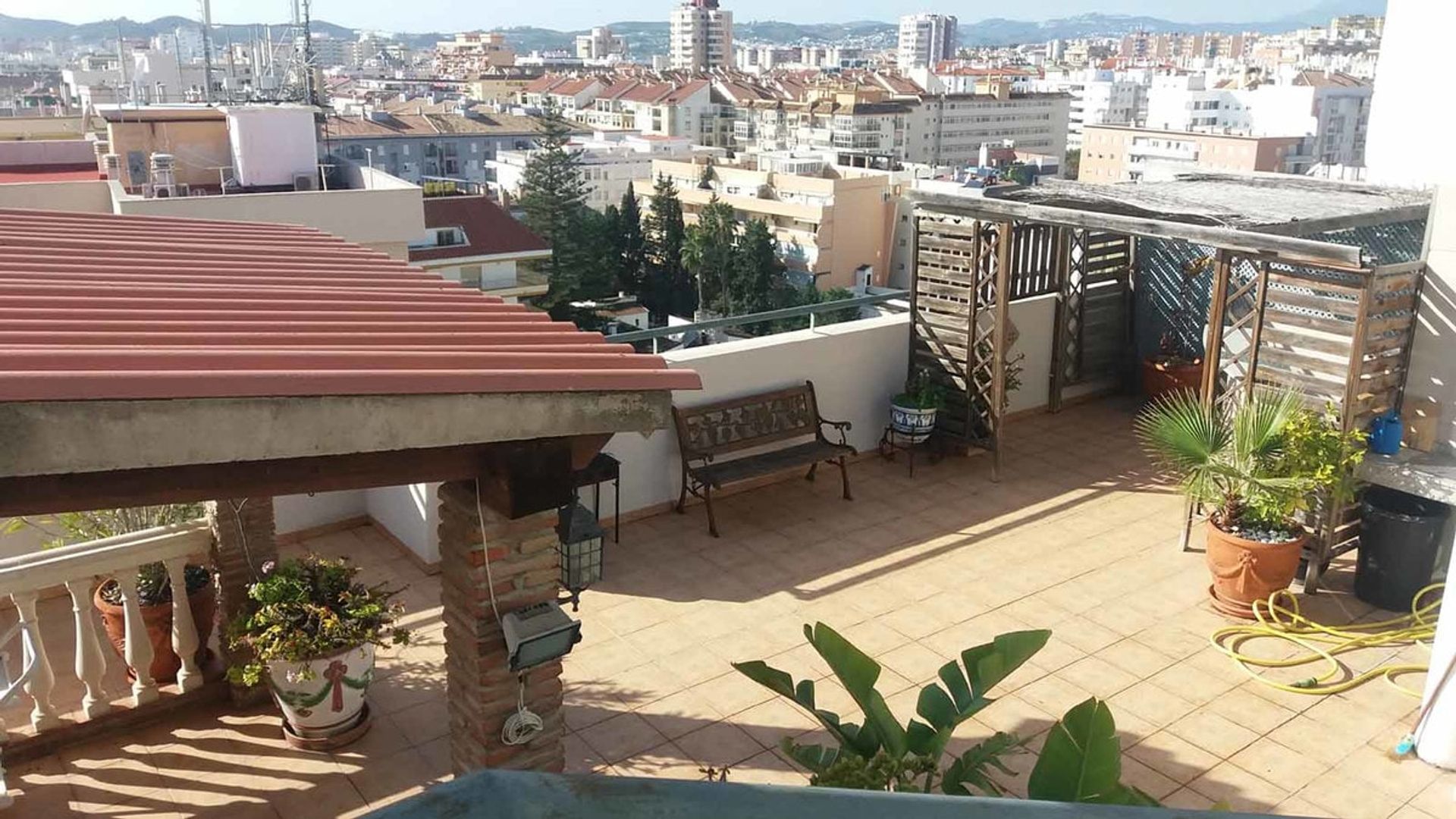 公寓 在 Fuengirola, Andalucía 11300642