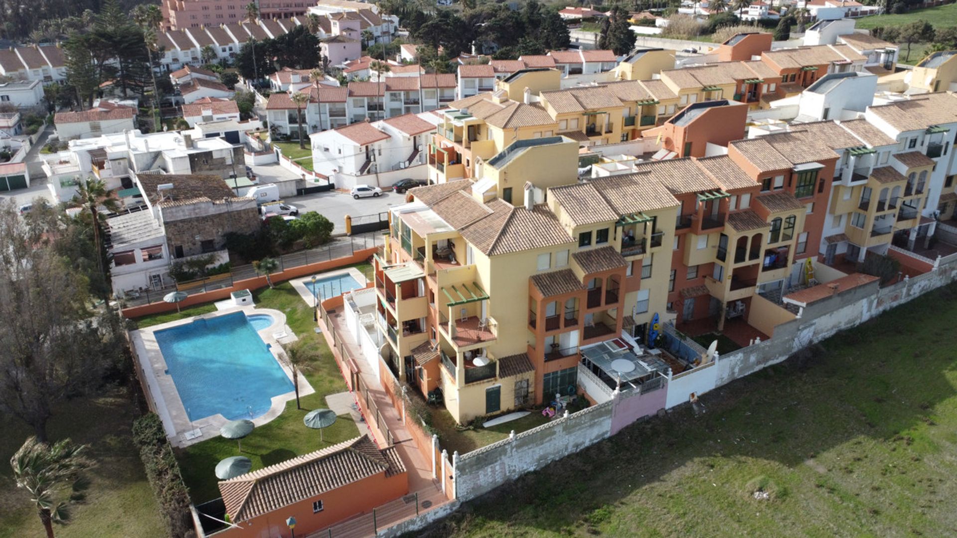 Condominium in Castillo de Sabinillas, Andalusia 11301125