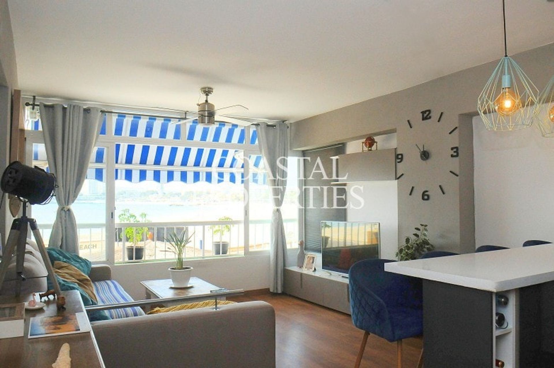 Condominium in Calvia, Balearic Islands 11302162