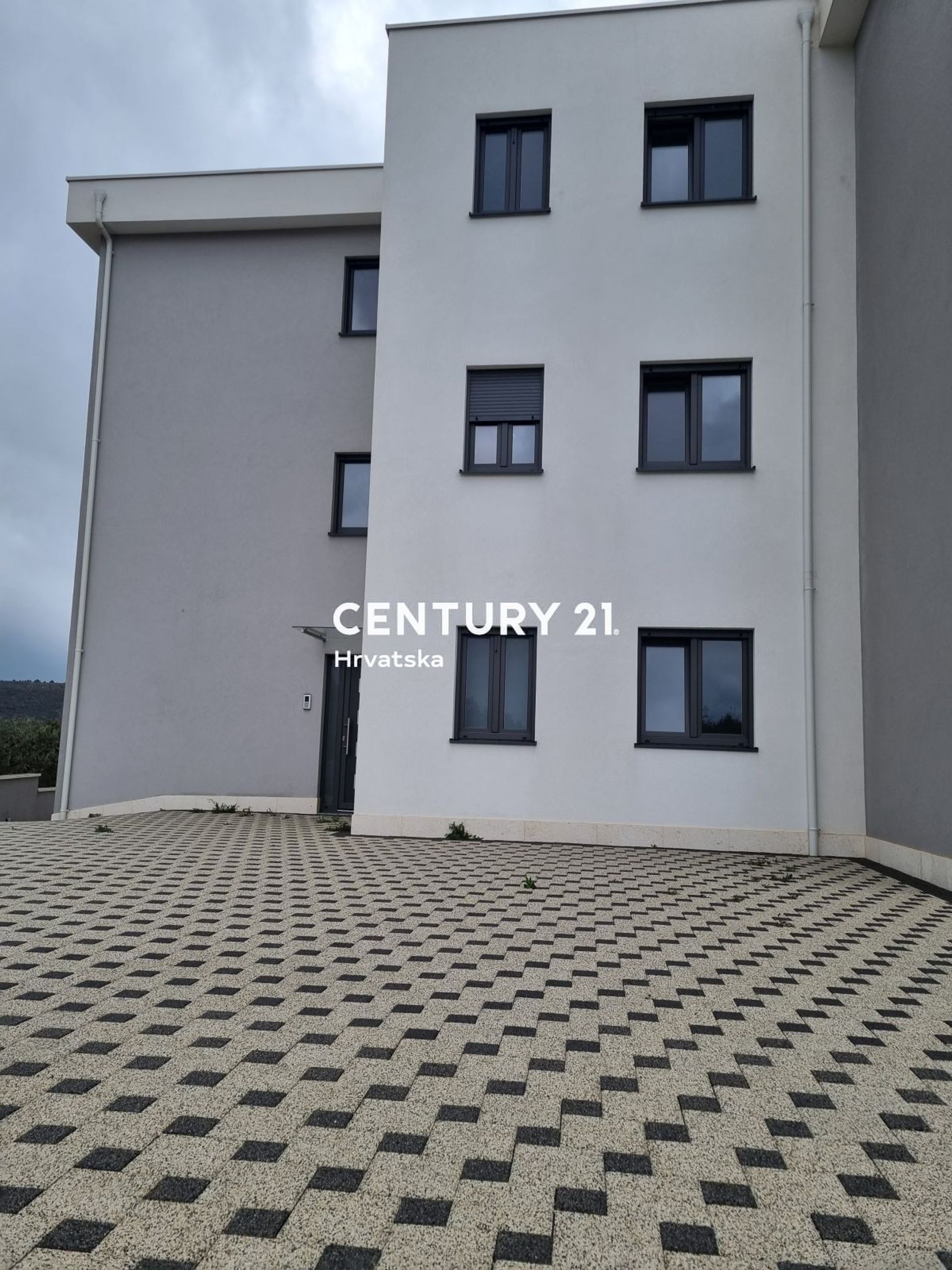 Condominio en Primošten, Šibenik-Knin County 11303203