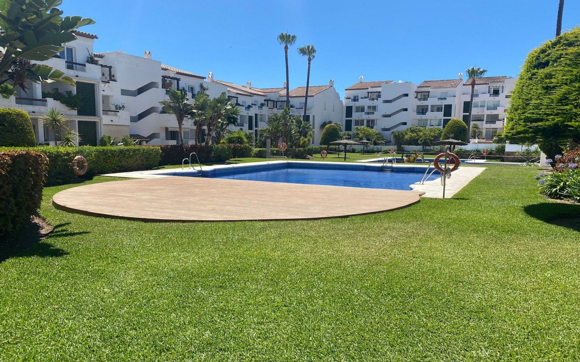 Osakehuoneisto sisään Estepona, Andalucía 11303325