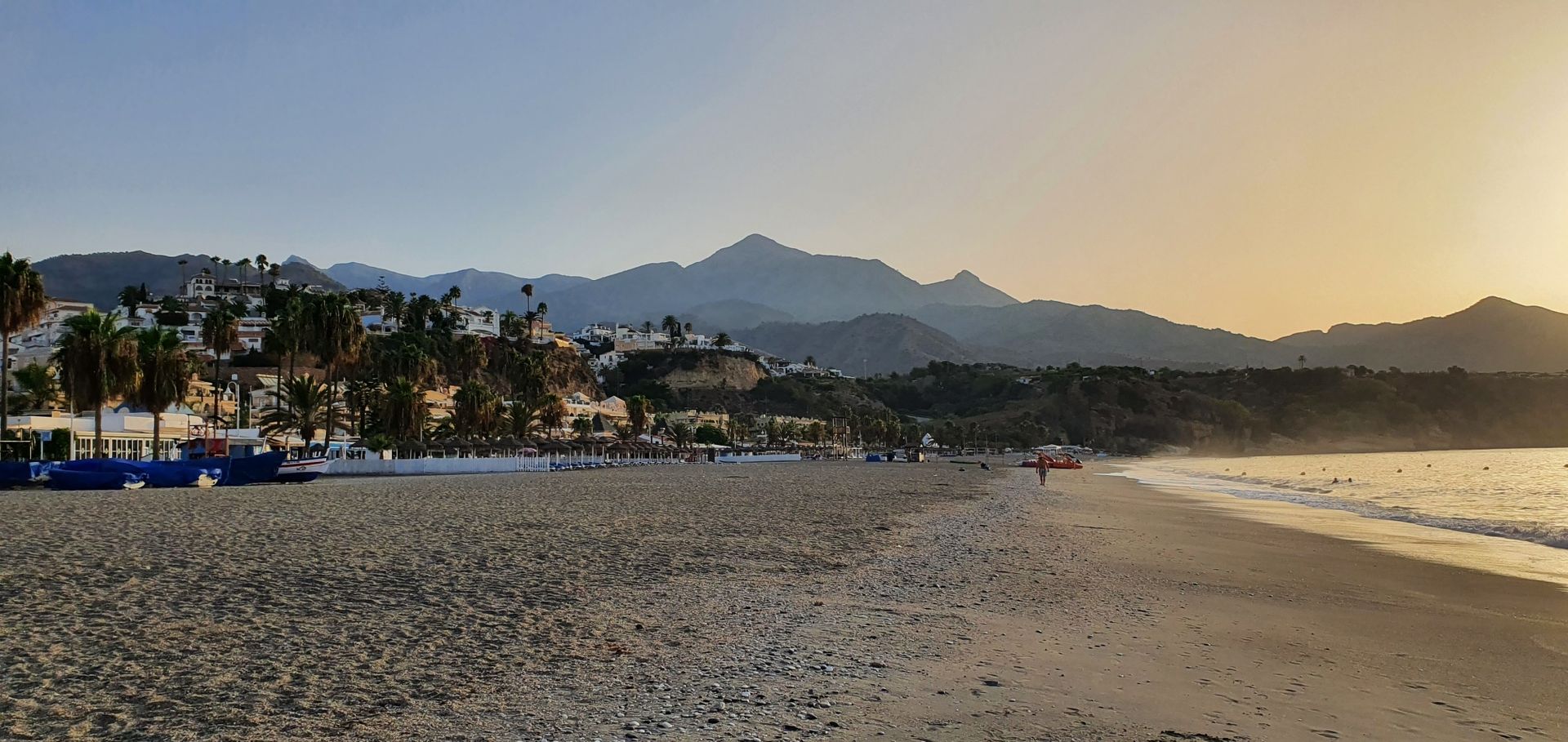 Condominium in Nerja, Andalusië 11304216