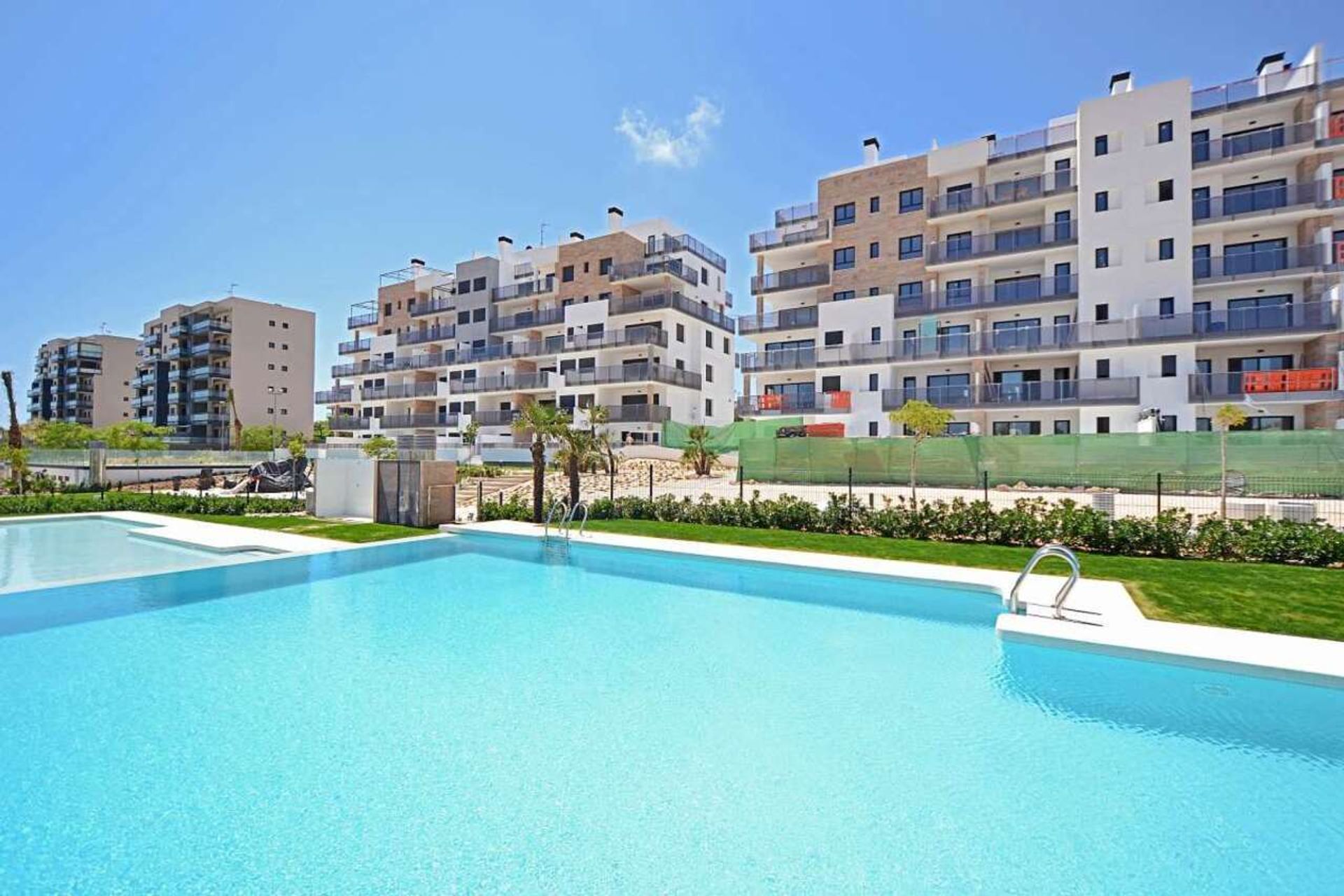 Condominium in Pilar de la Horadada, Comunidad Valenciana 11305817