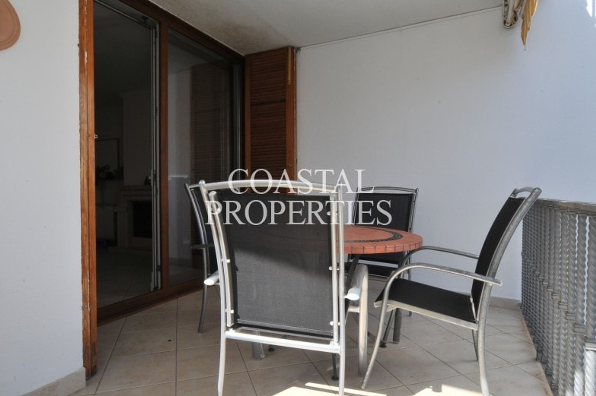 Condominium in Calvia, Balearic Islands 11306972