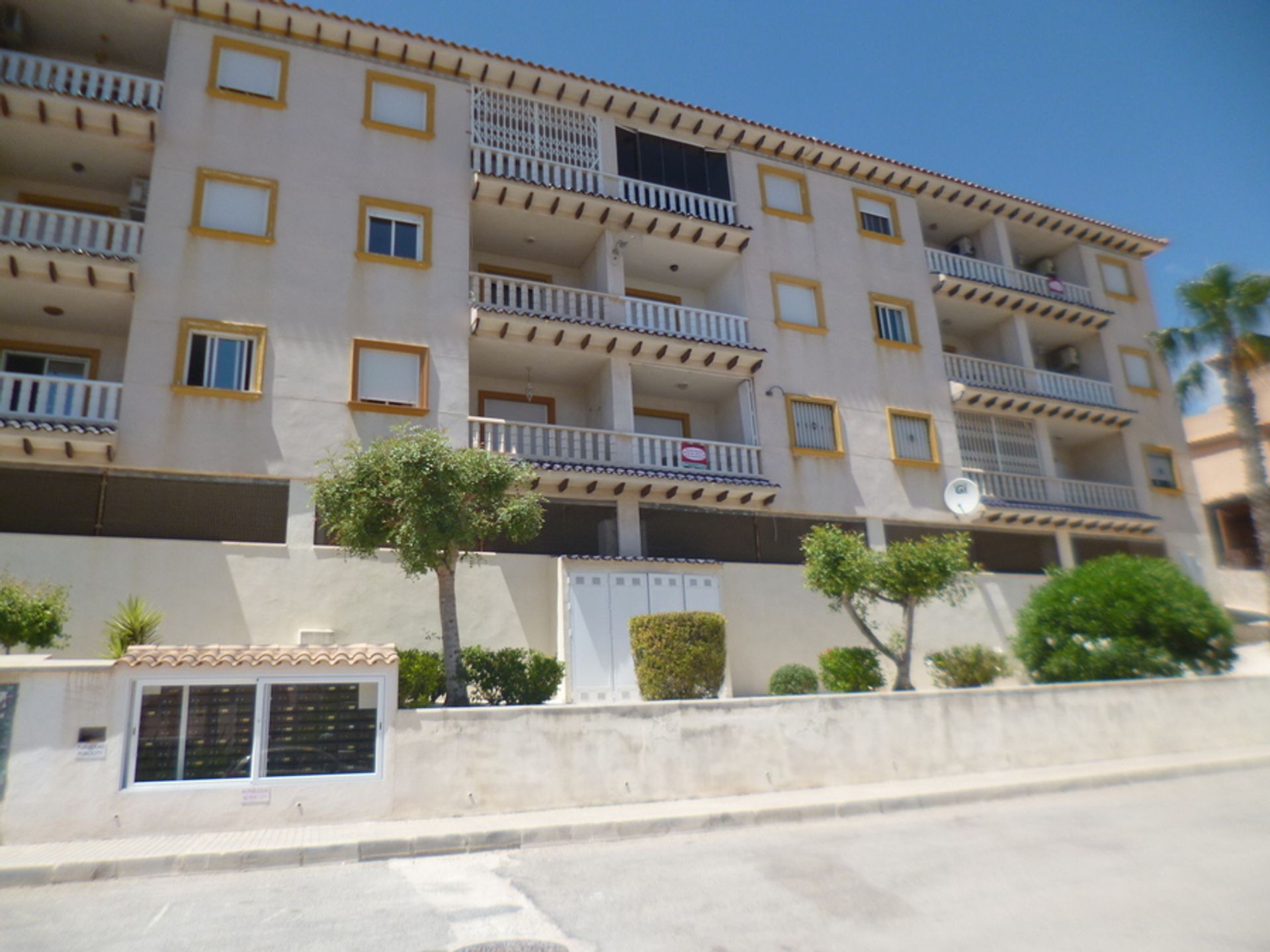 Condominium in Campoamor, Valencia 11307399