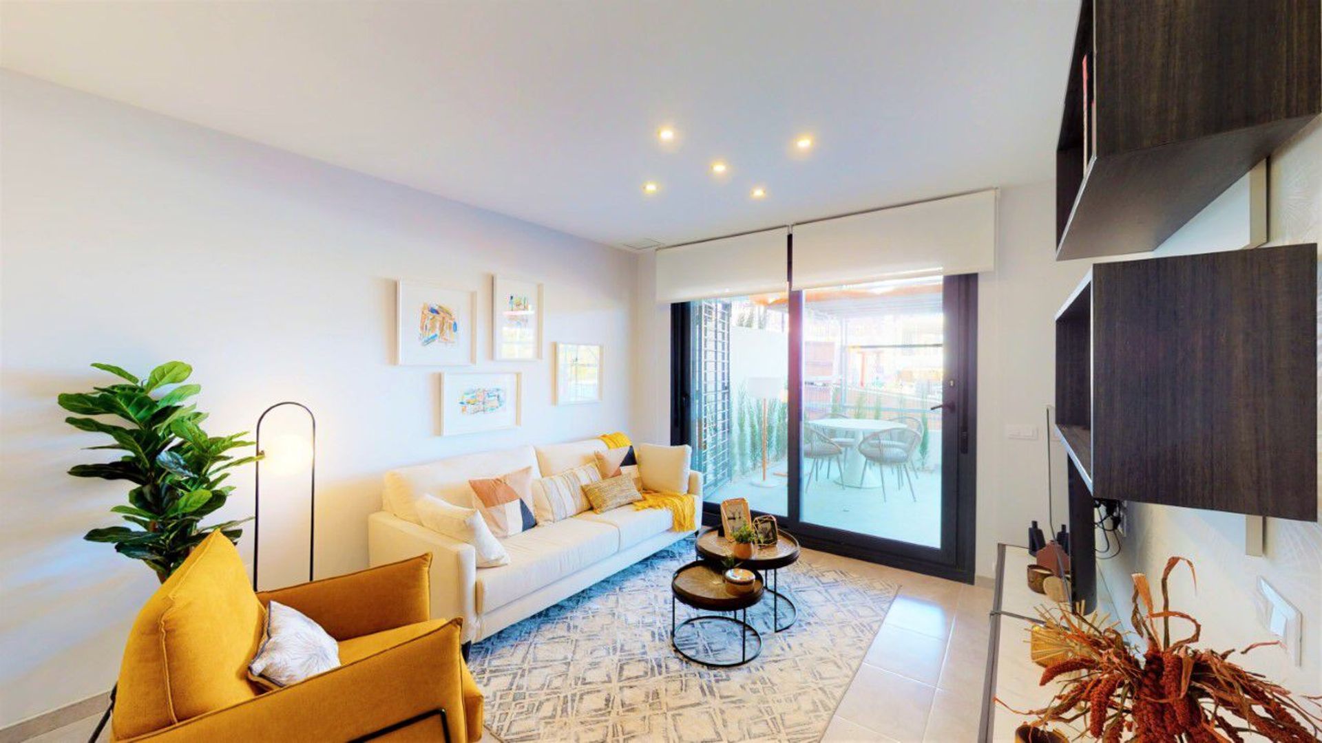 Condominium in Orihuela, Comunidad Valenciana 11307667