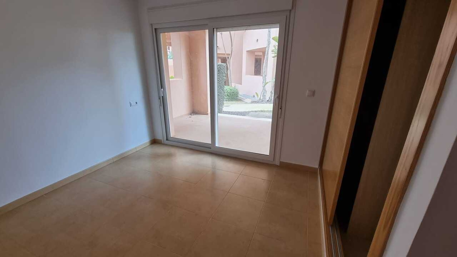 Condominium in Las Casicas, Murcia 11308801