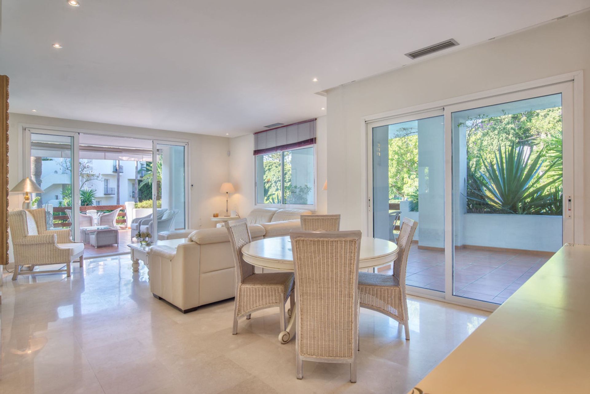 Condominio nel Estepona, Andalucía 11309295