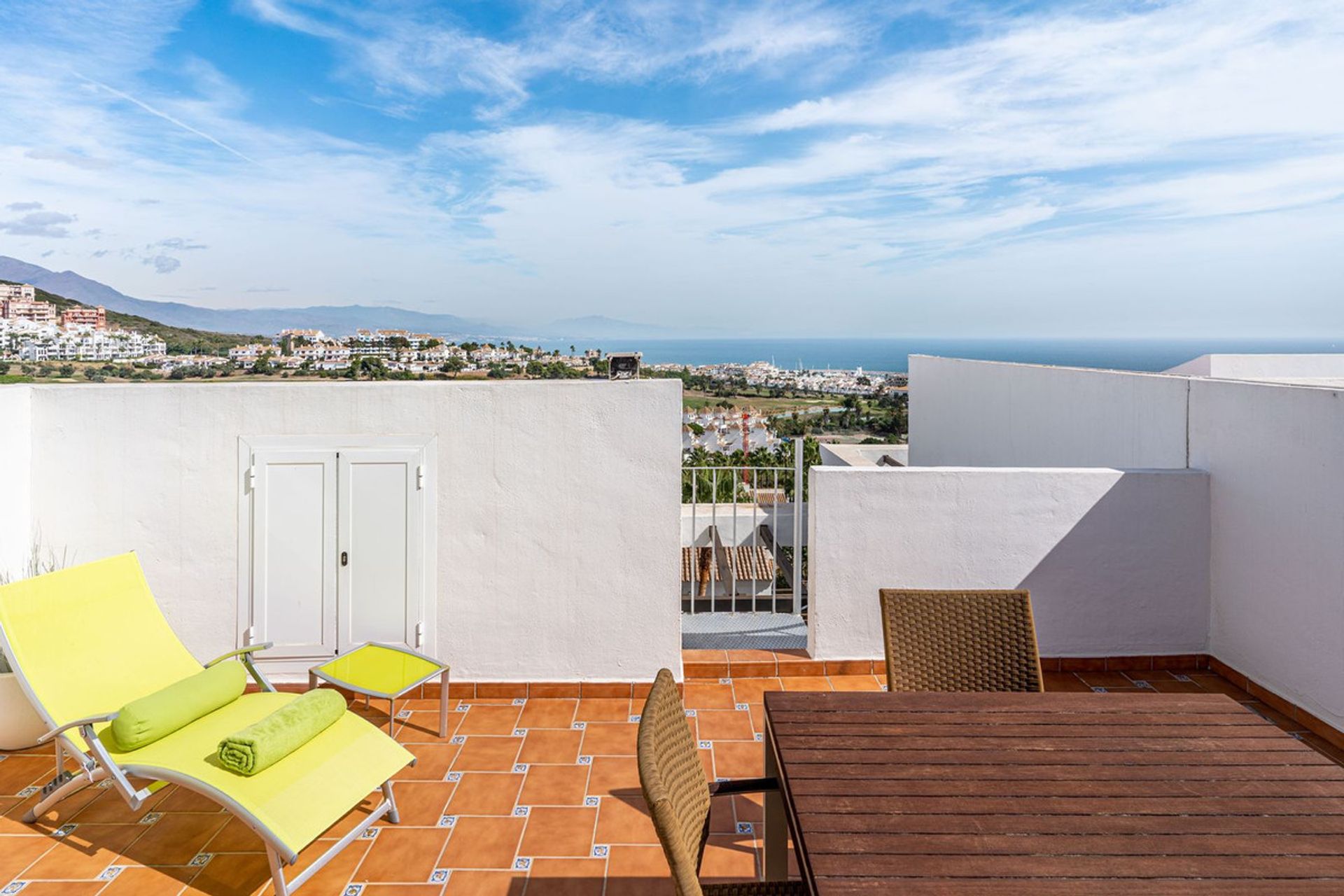 Condominium in Castillo de Sabinillas, Andalusia 11309828