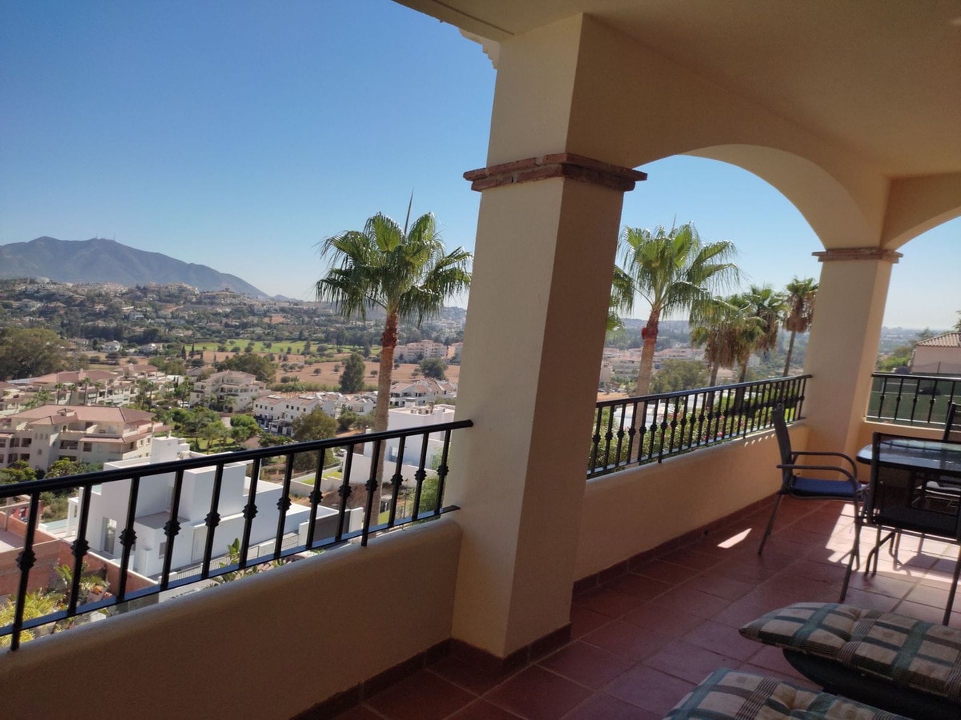 Condominium dans Fuengirola, Andalousie 11312023