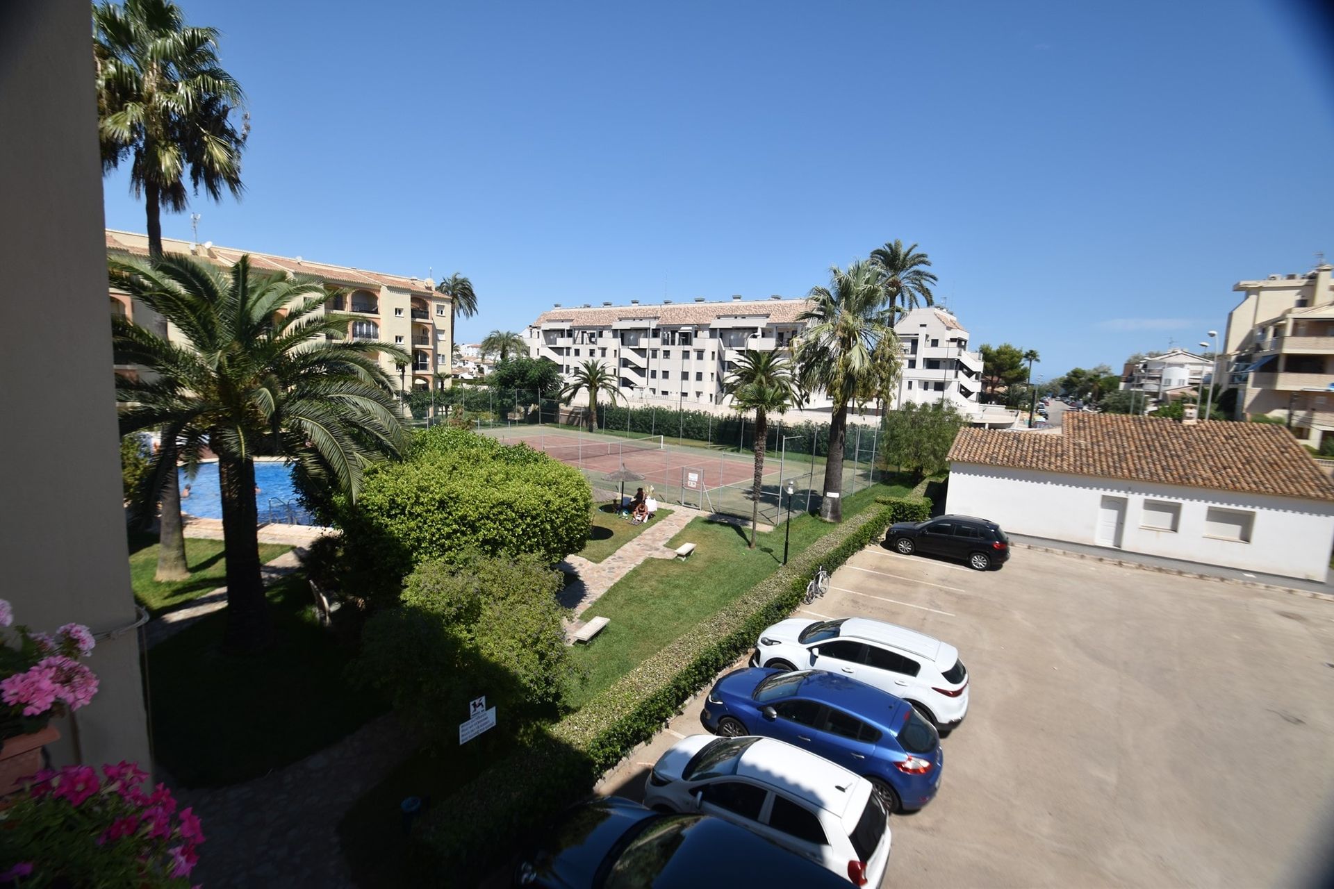 Condominium in Dénia, Comunidad Valenciana 11312053