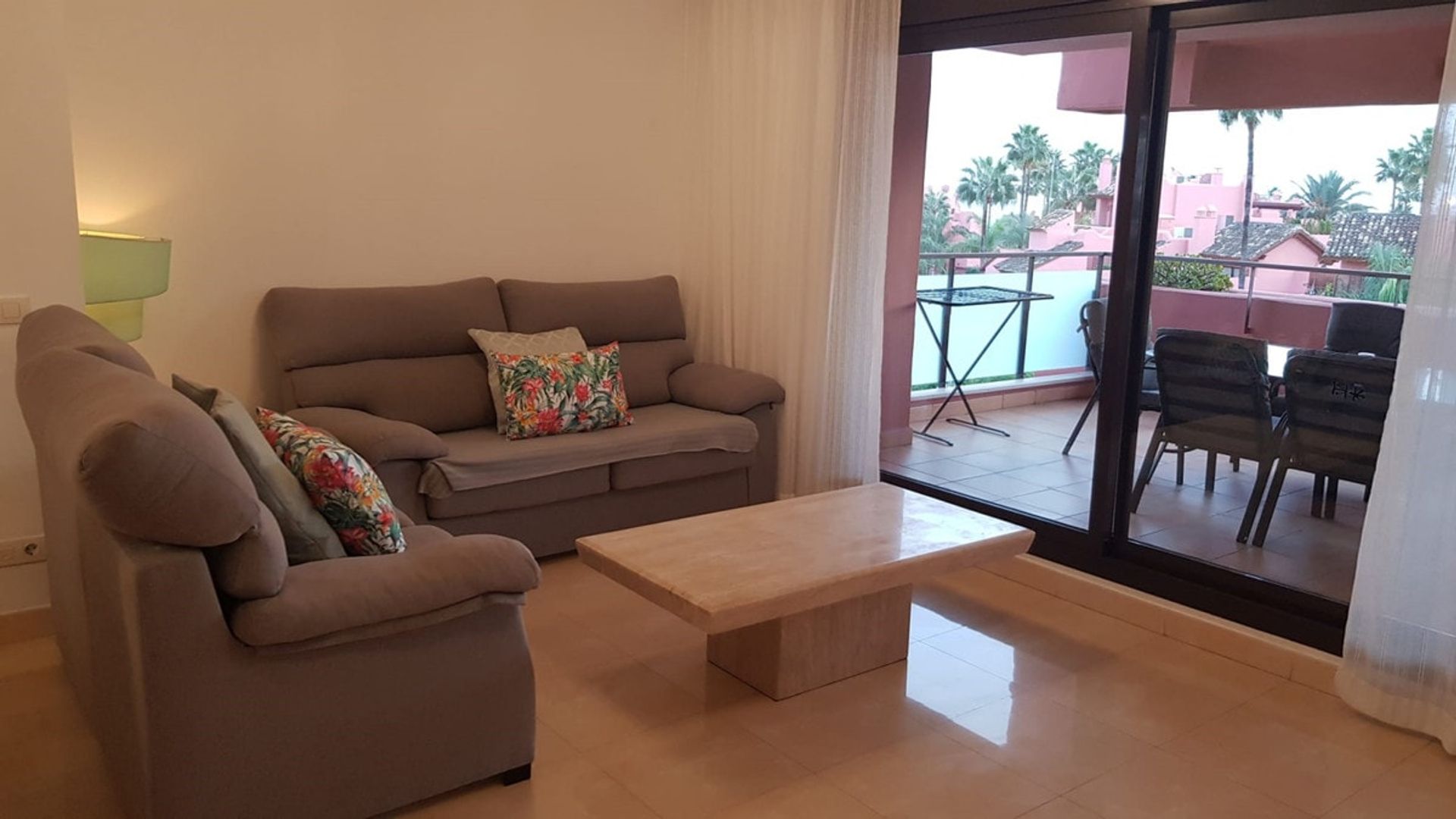 Condominium dans Estepona, Andalucía 11312183