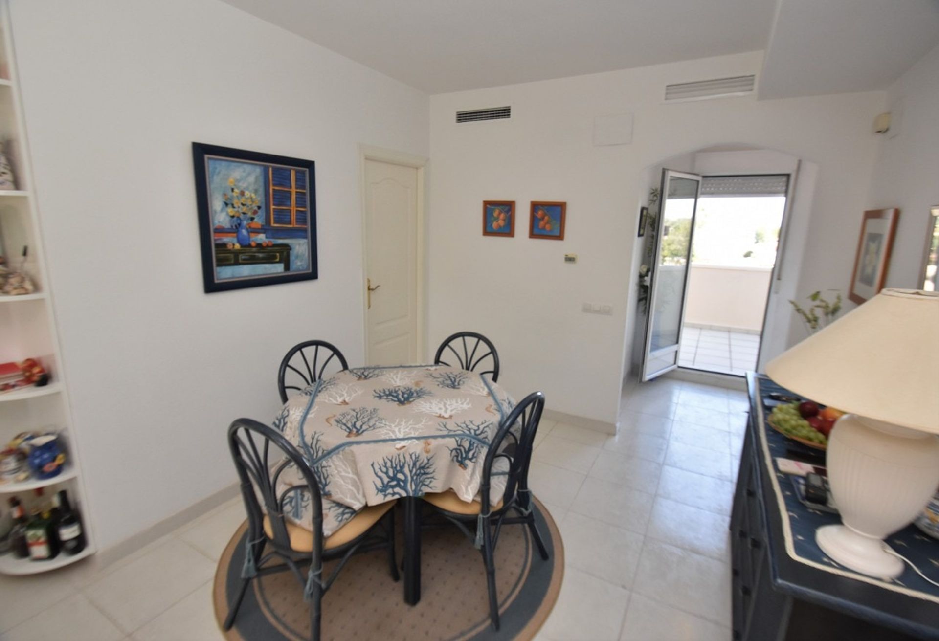 Condominium in Dénia, Comunidad Valenciana 11312266