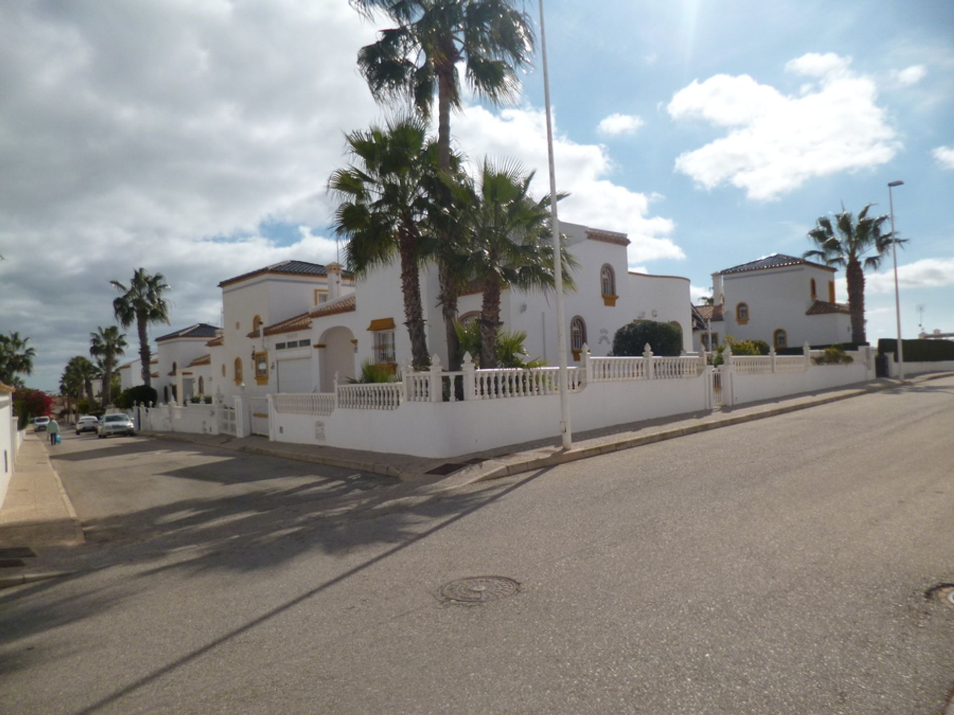 House in Campoamor, Valencia 11312632