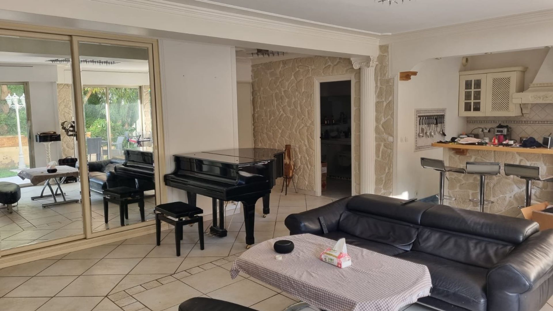 Condominium dans Saint-Andre-de-la-Roche, Provence-Alpes-Cote d'Azur 11313184