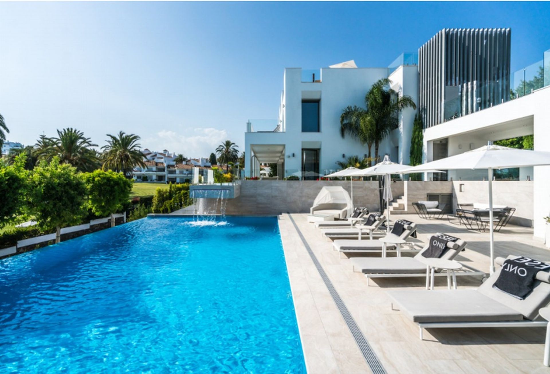 Haus im Marbella, Andalucía 11314383