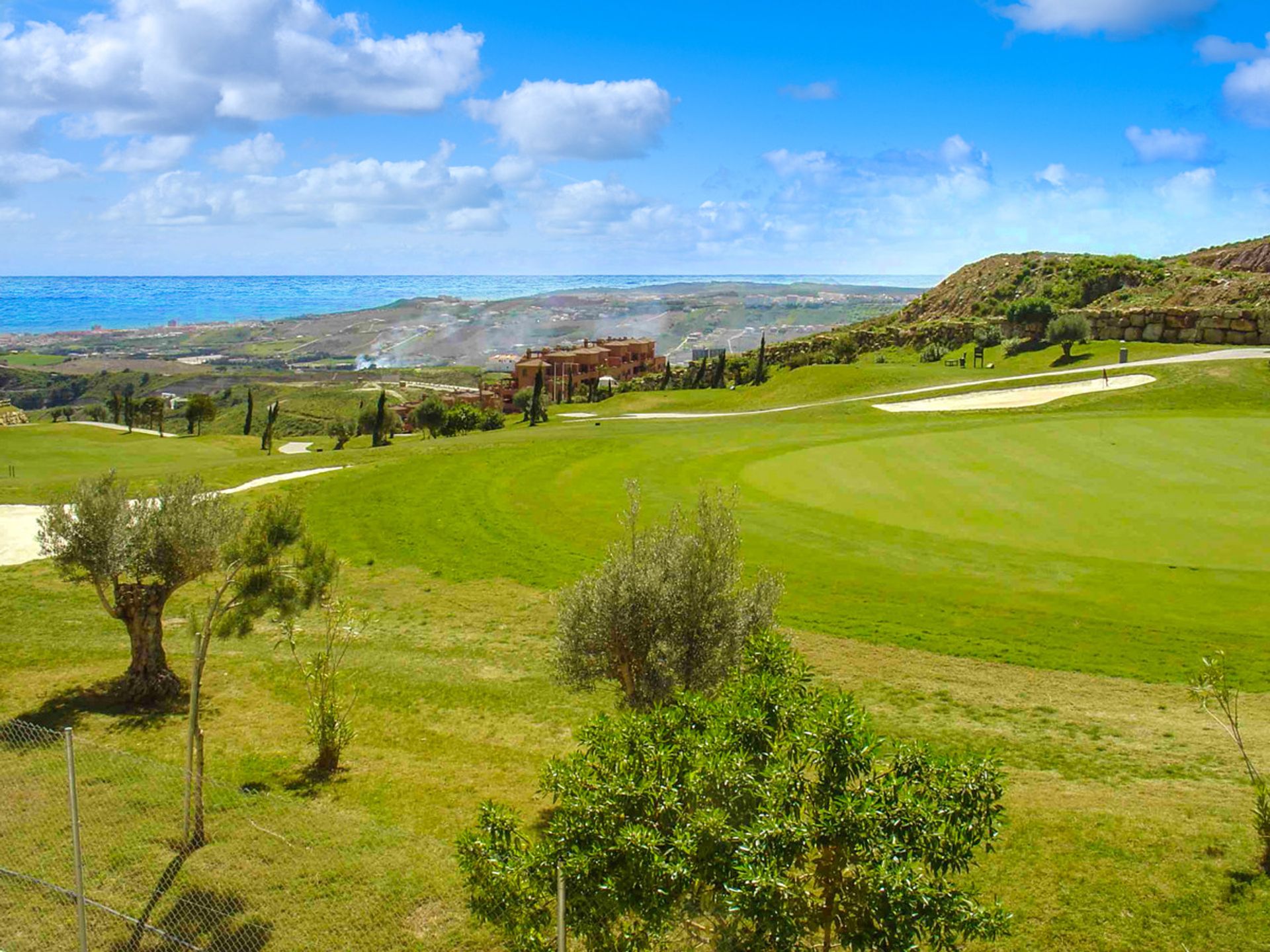 Kondominium dalam San Luis de Sabinillas, Andalusia 11316517