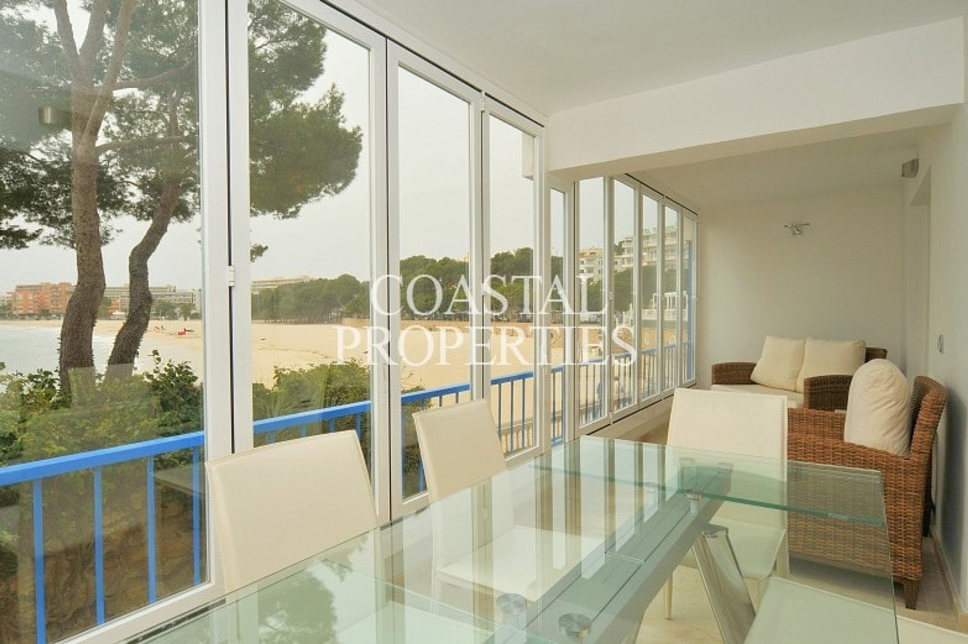 Condominio nel Palmanova, Illes Balears 11317153