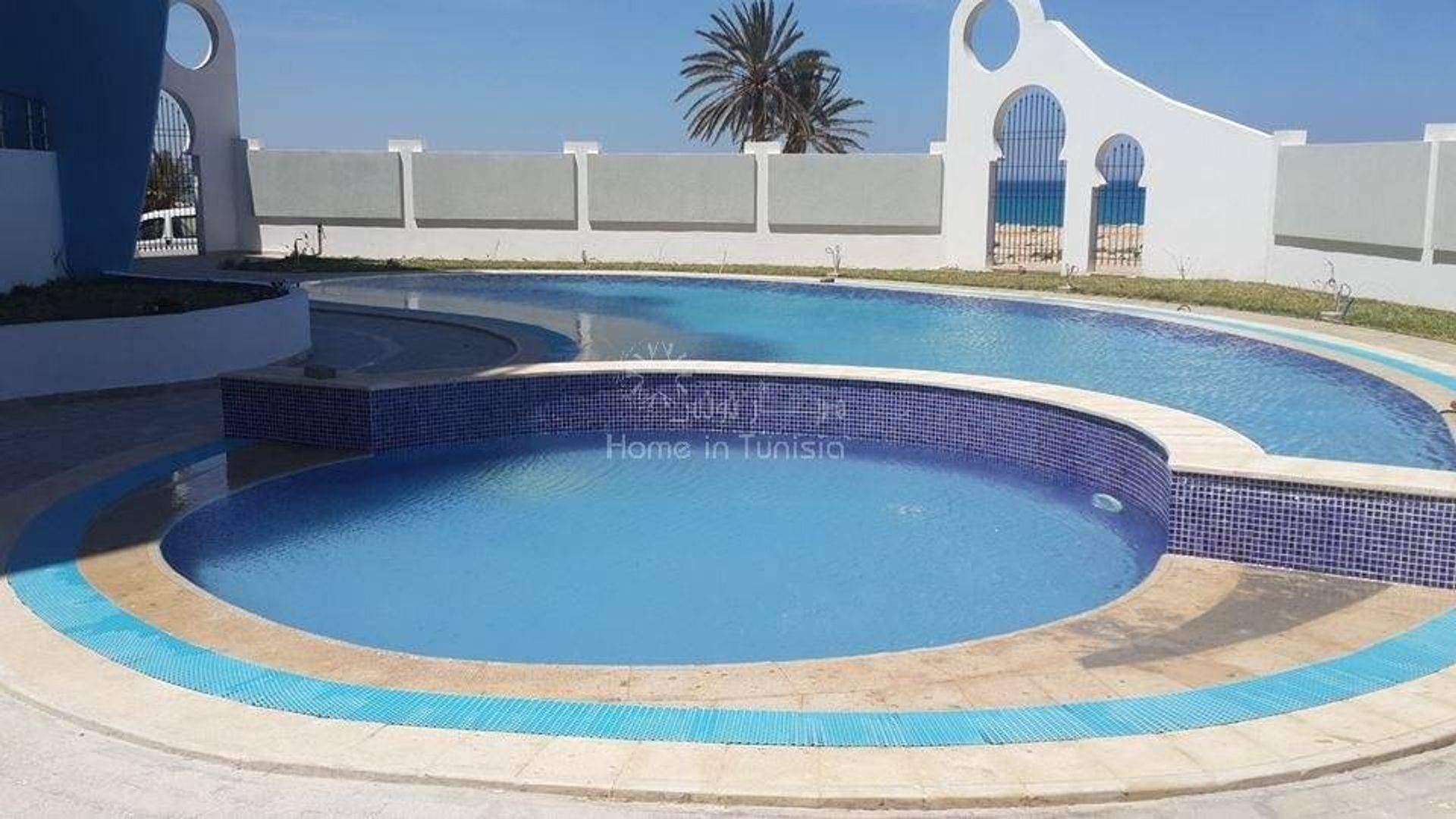 Osakehuoneisto sisään Hergla, Sousse 11318858