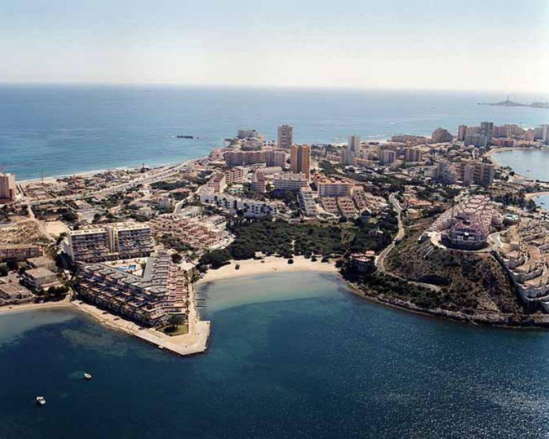 Osakehuoneisto sisään Playa de los Nietos, Murcia 11319072