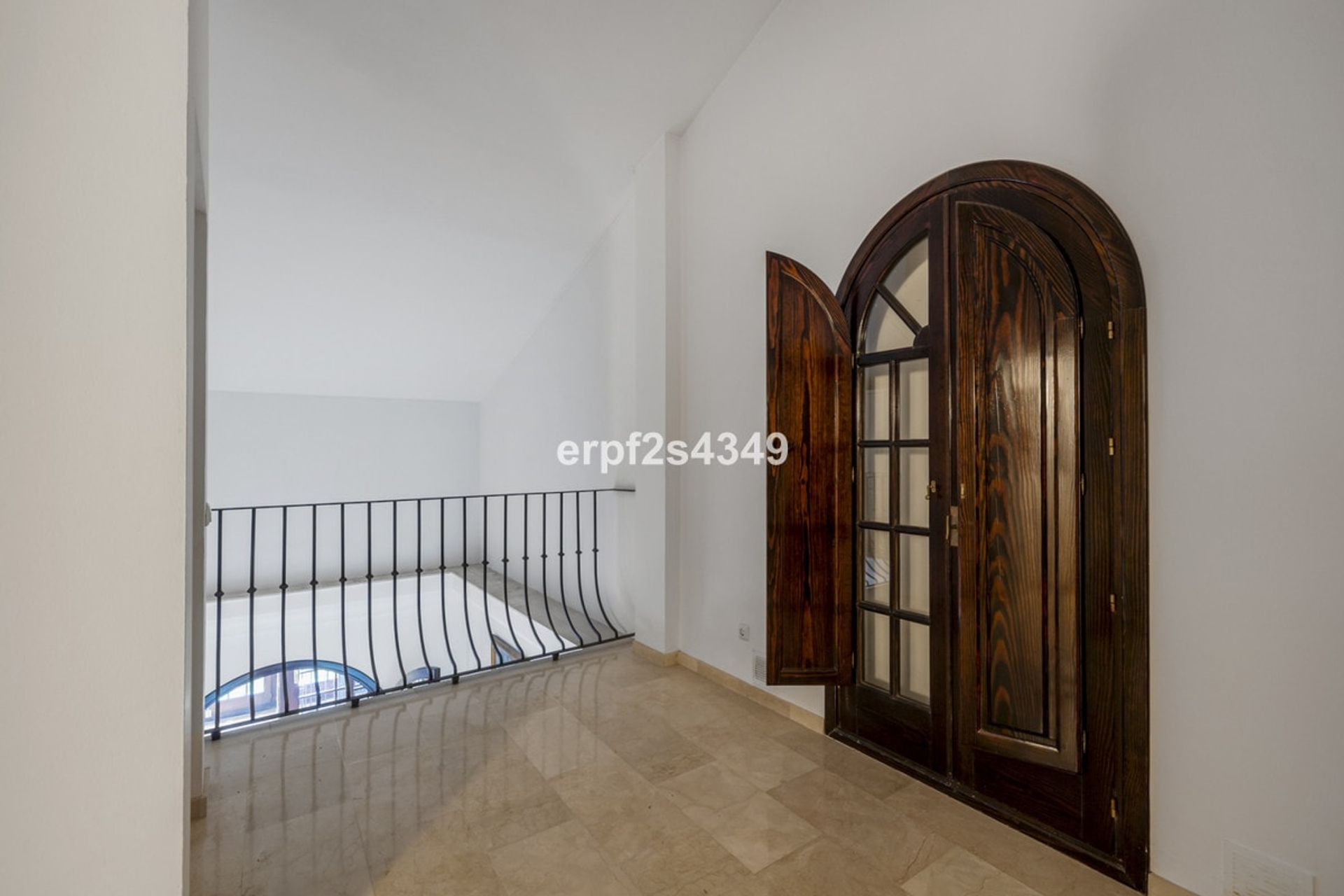 Casa nel Alhaurín el Grande, Andalucía 11320262