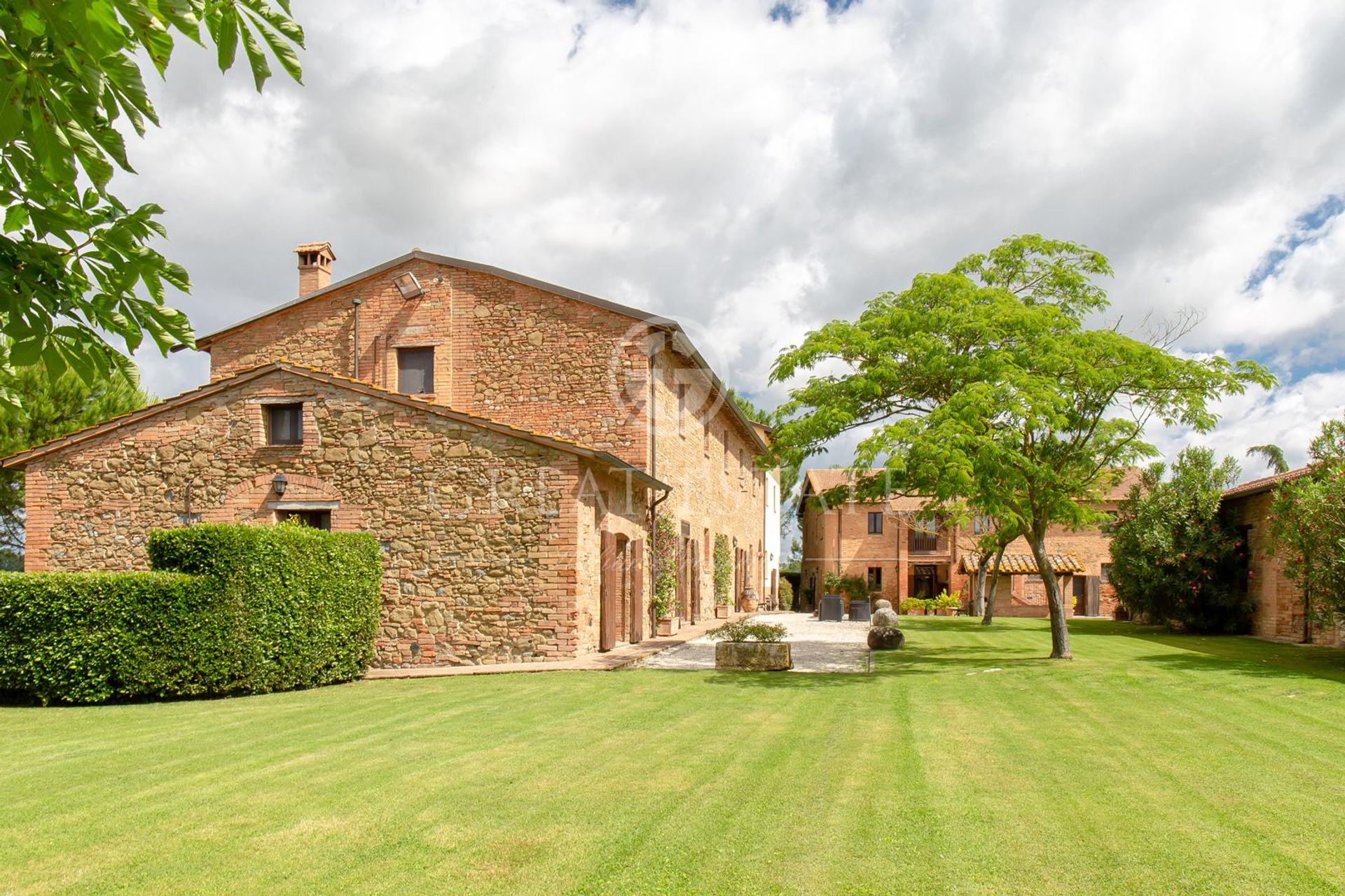 Rumah di Deruta, Umbria 11320647