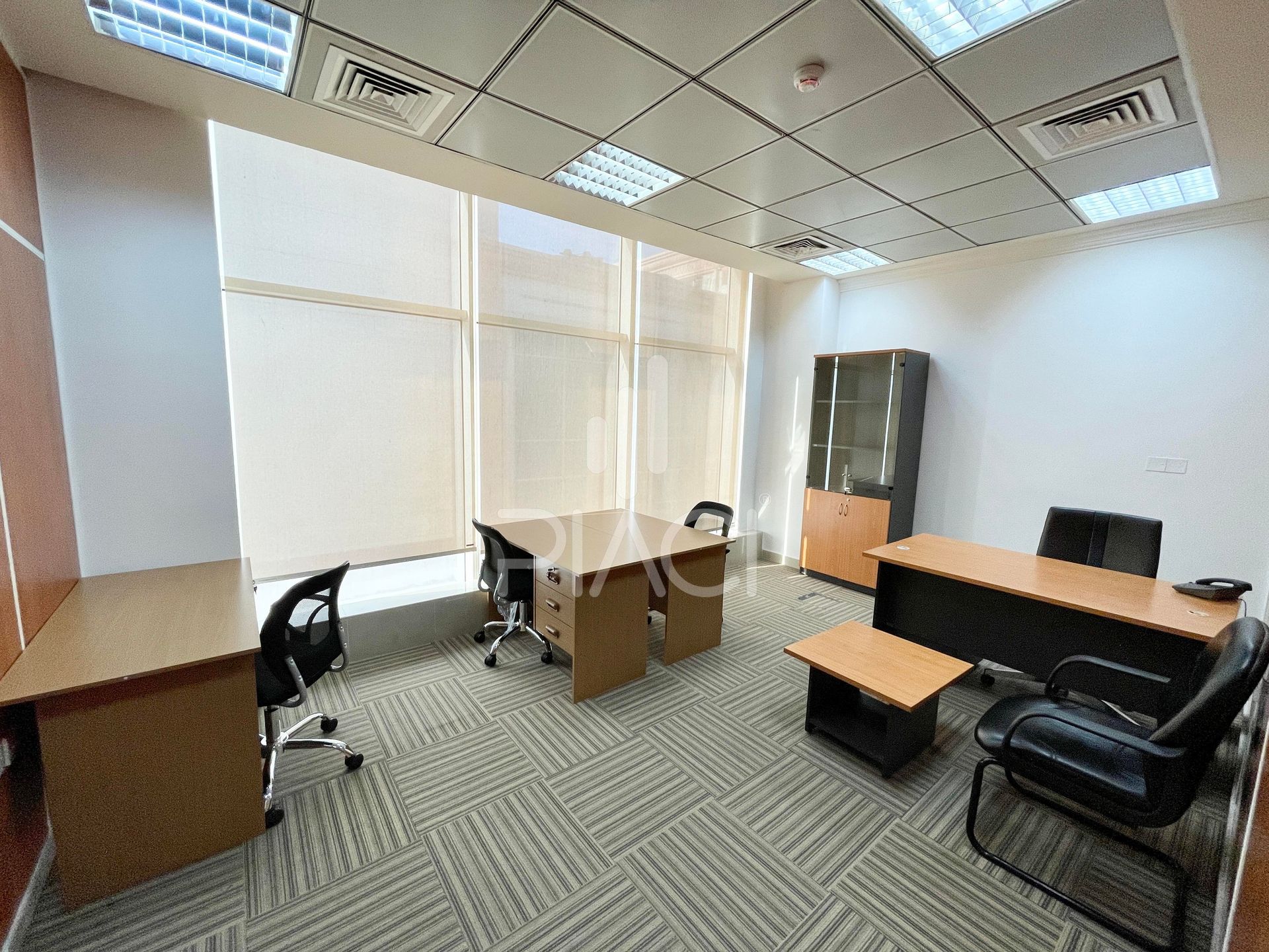 Kantor di Doha, Ad Dawhah 11320774