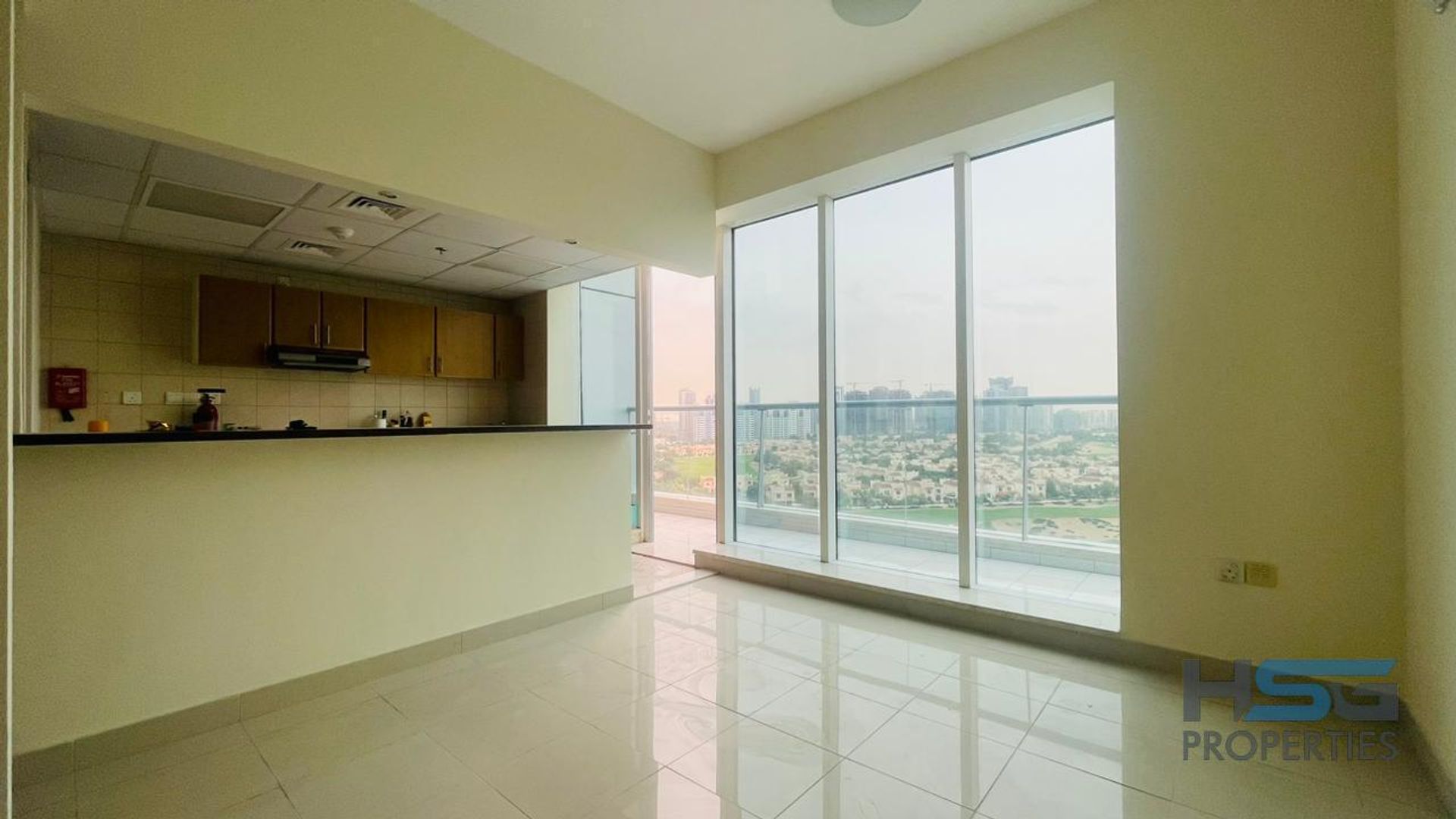 Condominium in Warisan, Dubayy 11321434