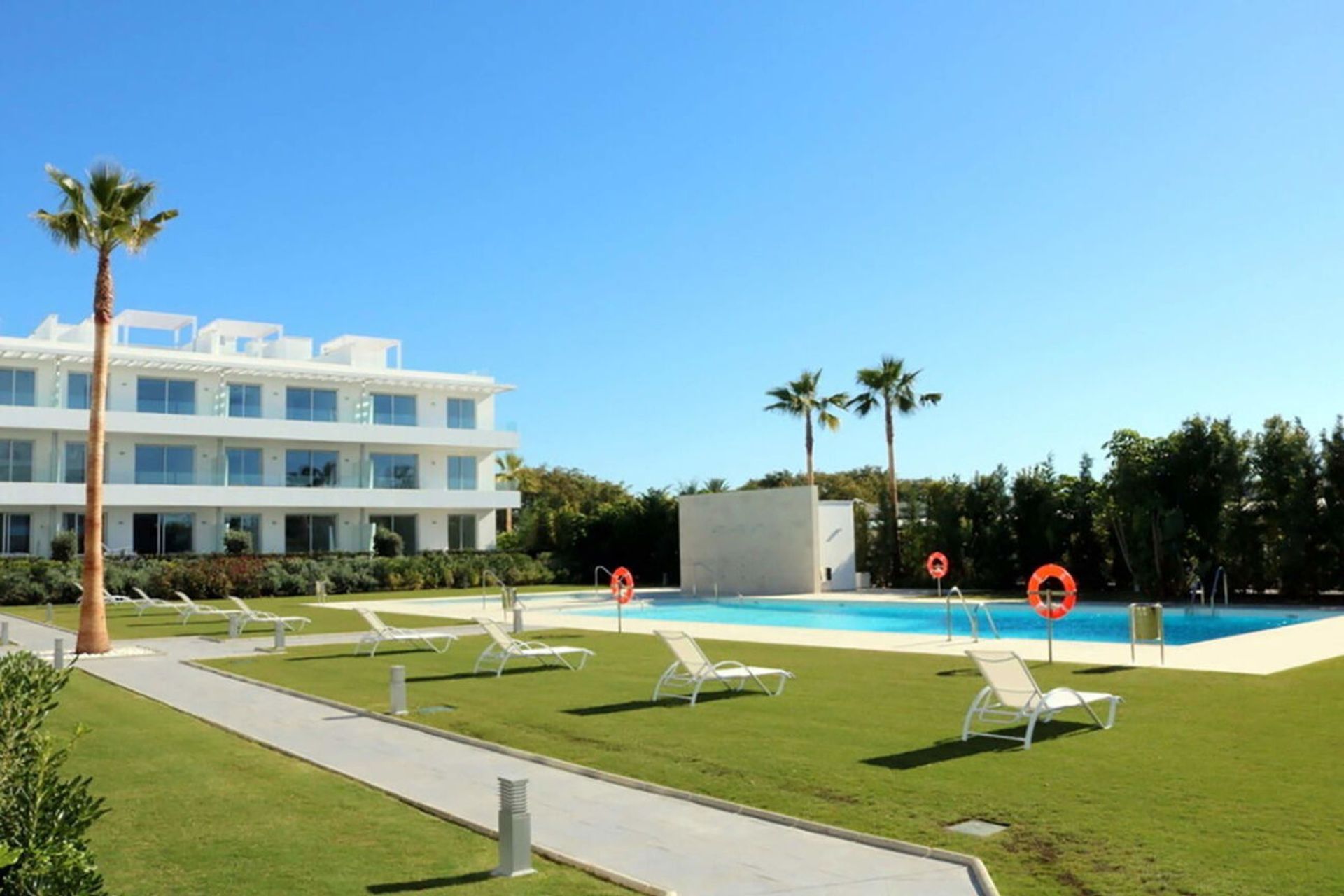 Condominium in Estepona, Andalusia 11322203