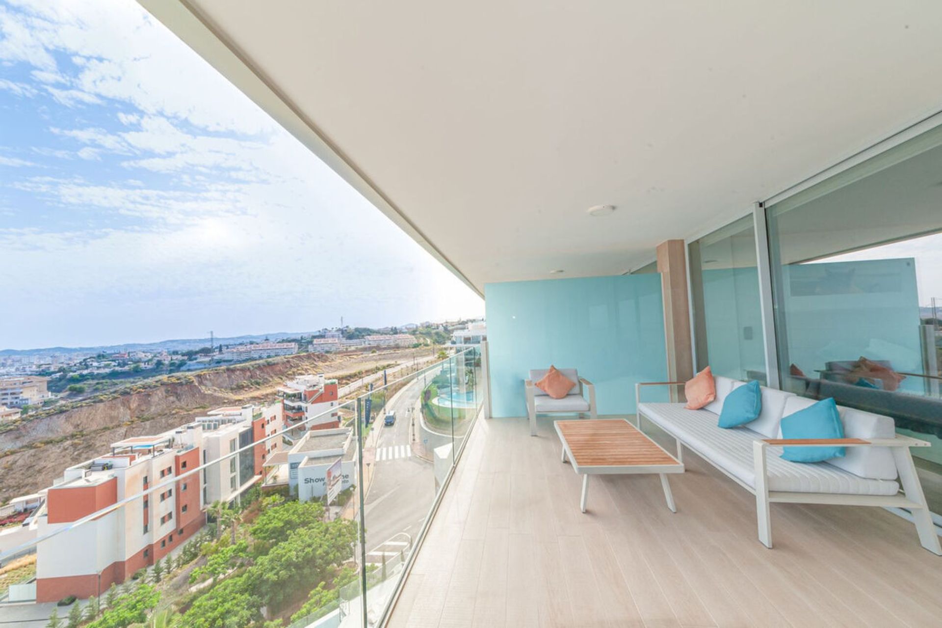 Condominium in Santa Fe de los Boliches, Andalusië 11323038