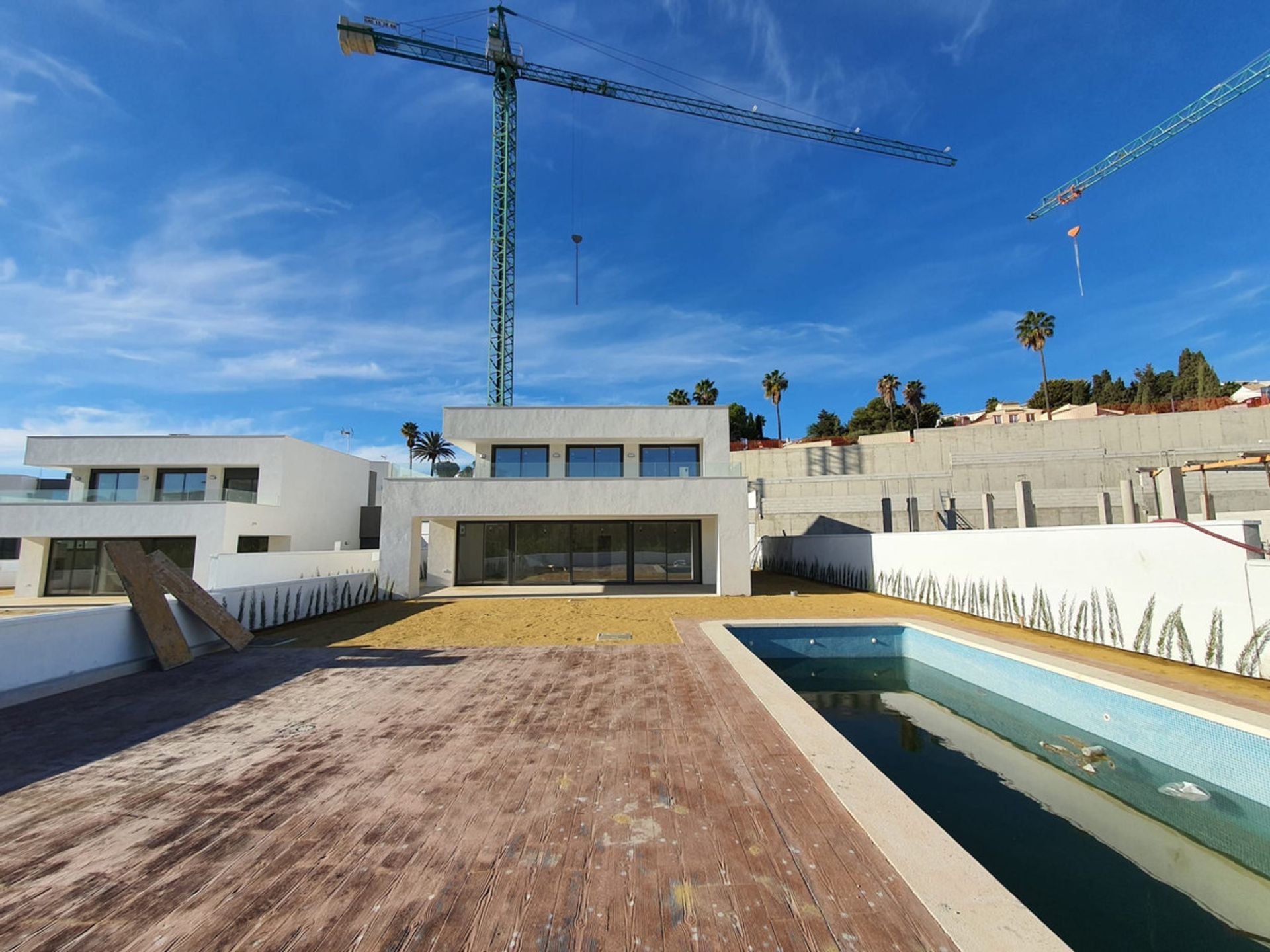 casa no Puerto de la Duquesa, Andalusia 11323641