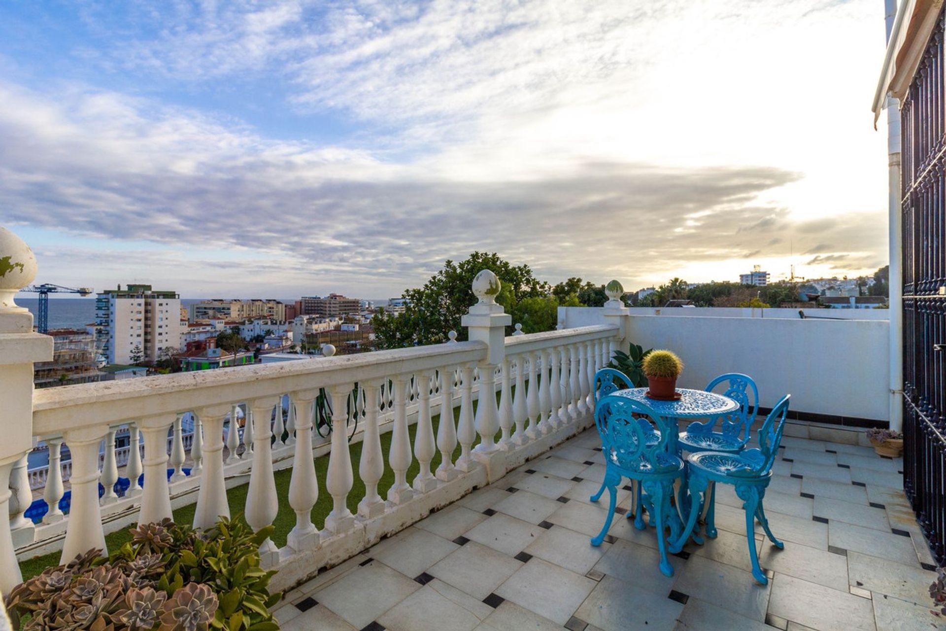 Condominio nel Alhaurin de la Torre, Andalusia 11323801