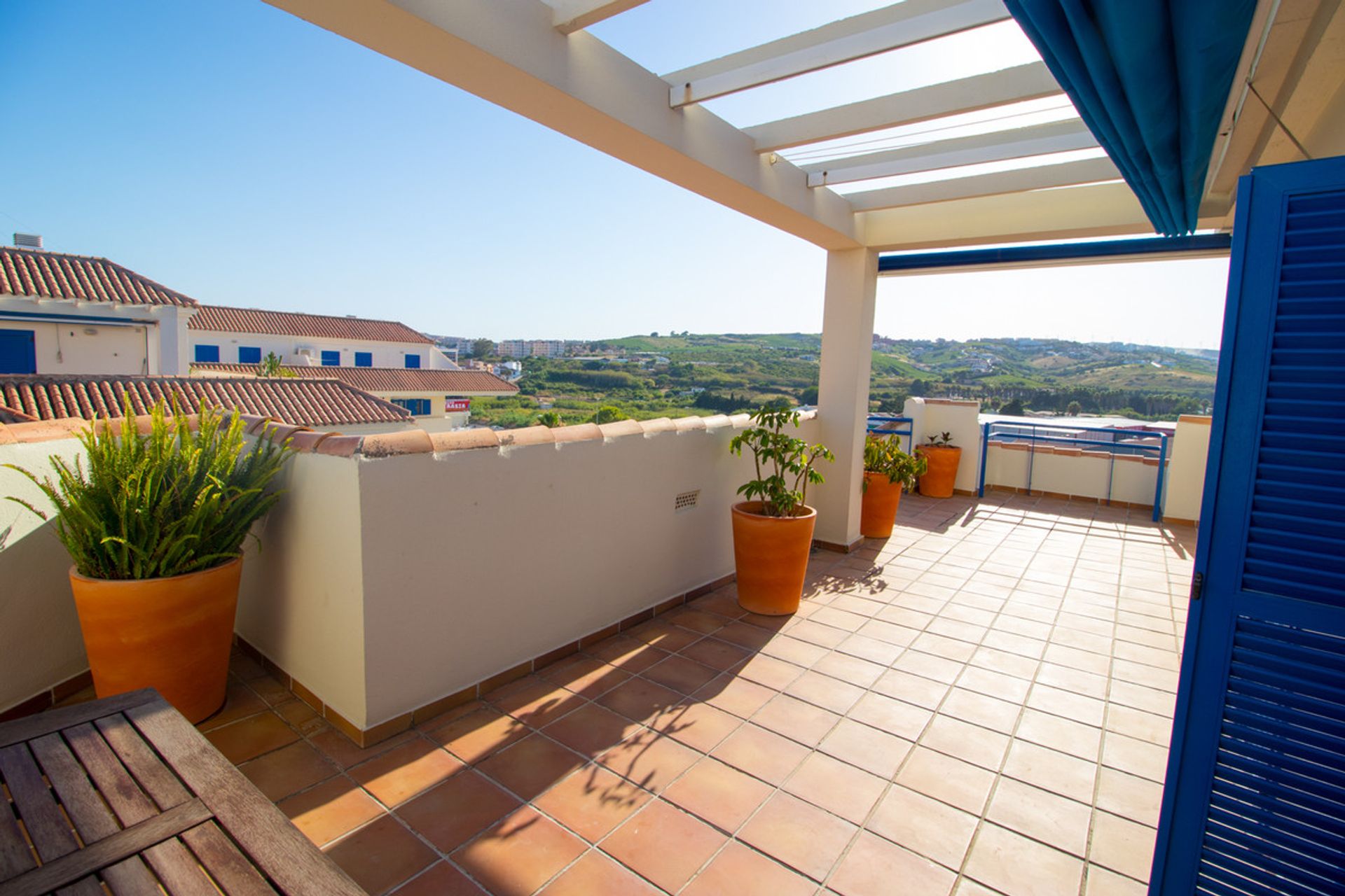 Condominium dans San Luis de Sabinillas, Andalusia 11324357