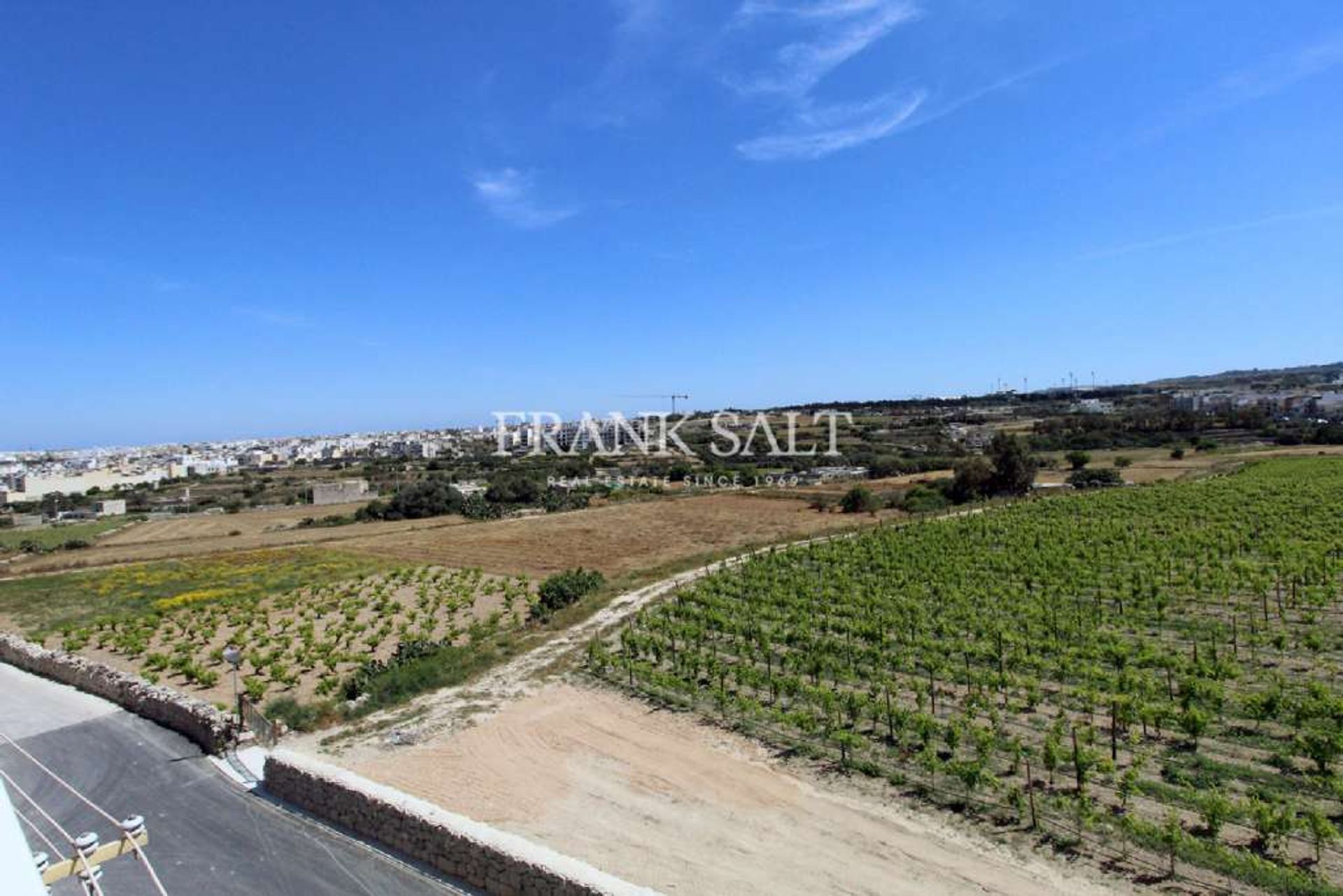 Condominio en Mosta,  11324475