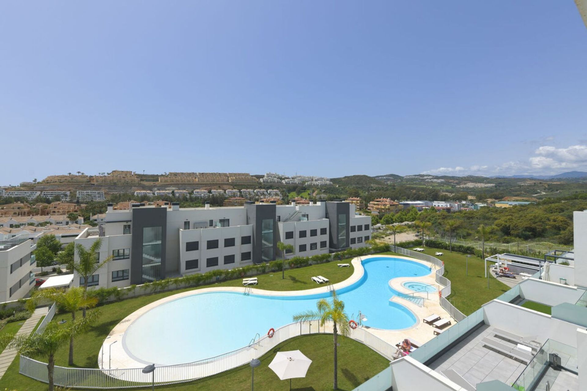 Condominio en Las Lagunas de Mijas, Andalucía 11325431