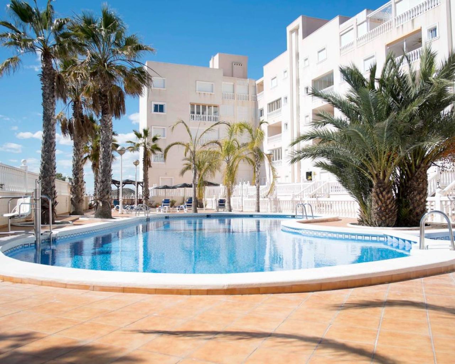 Condominium in Guardamar del Segura, Valencia 11326228