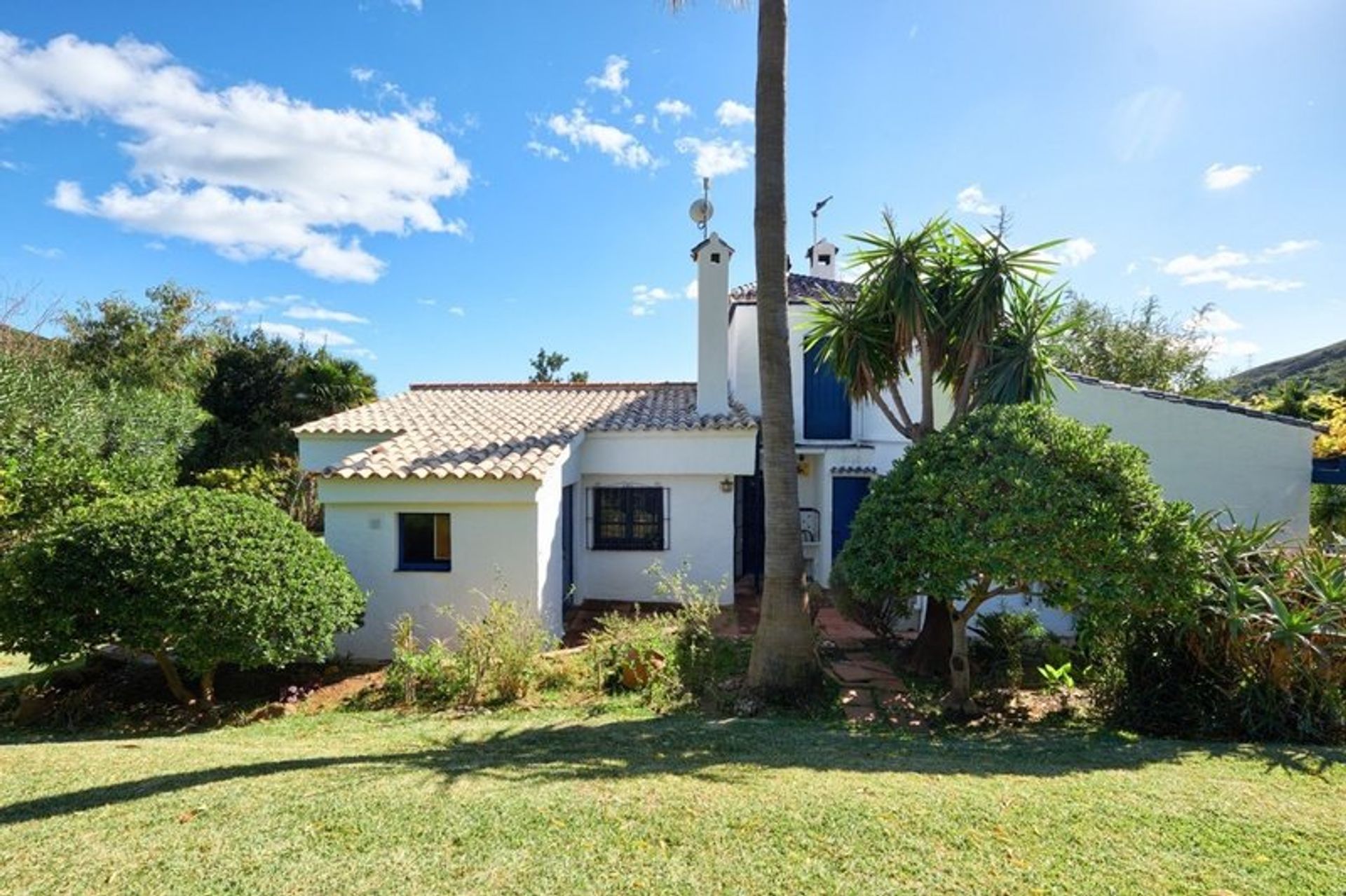 Huis in Estepona, Andalucía 11326473