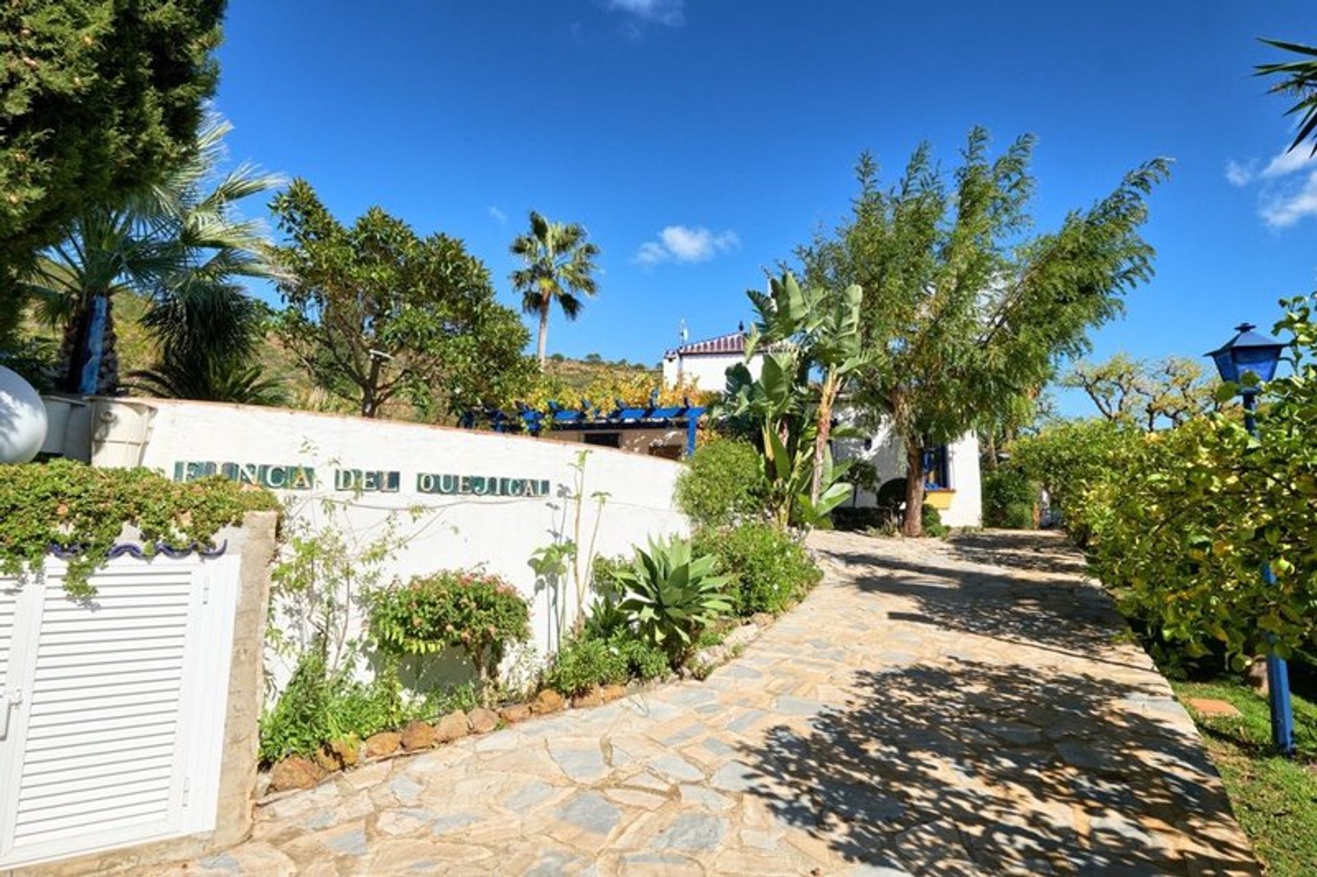 Huis in Estepona, Andalucía 11326473