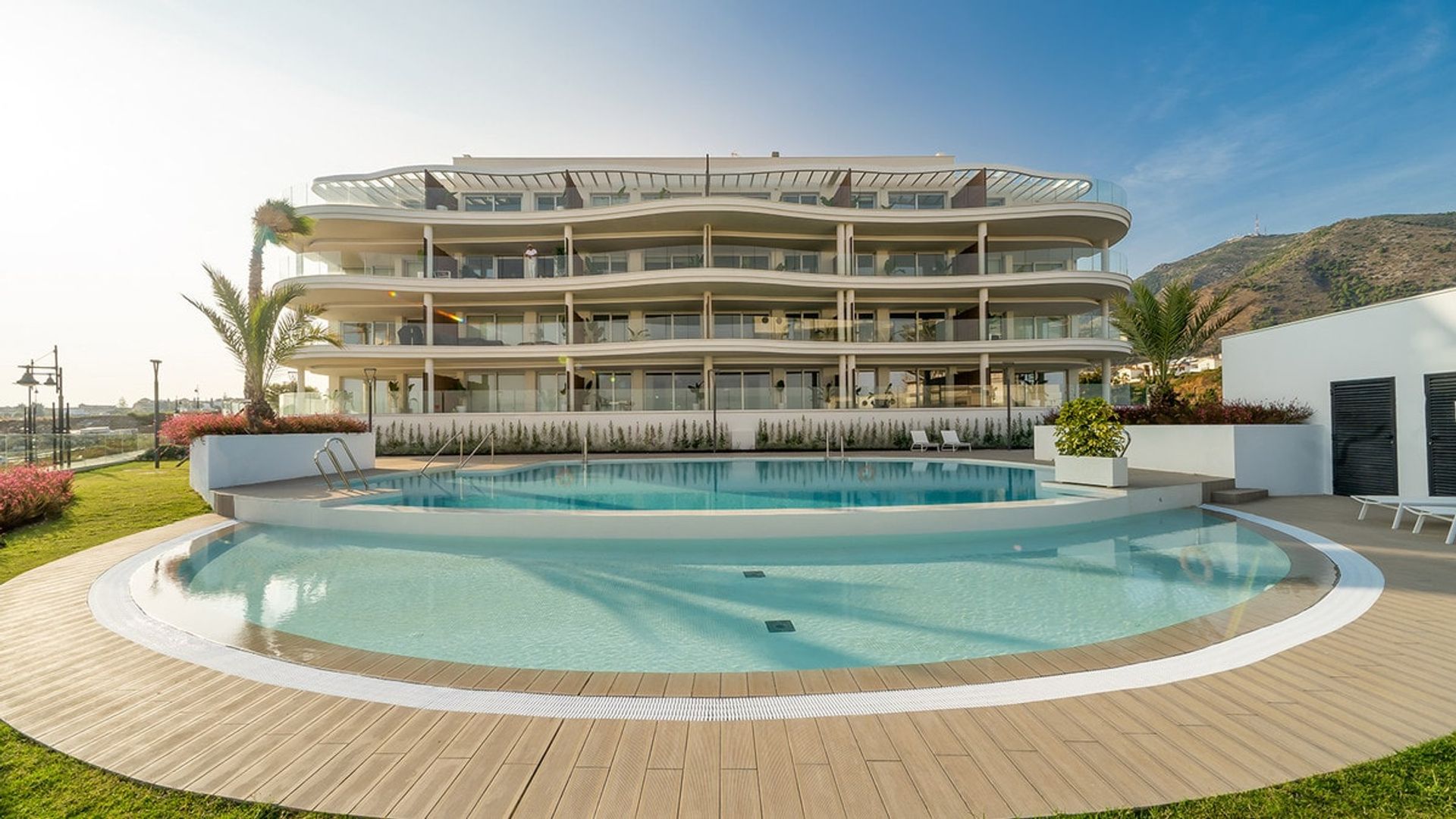 Condominio nel Fuengirola, Andalusia 11327408