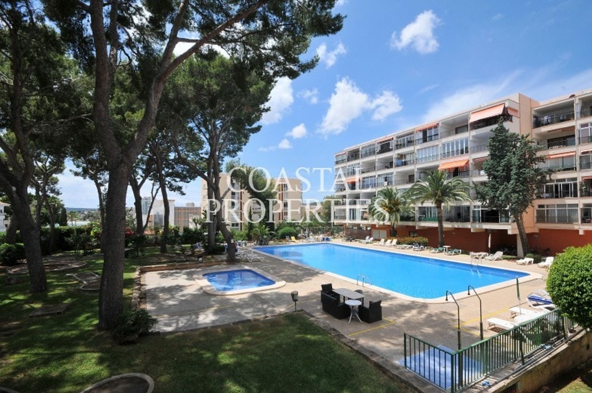 Condominio en Calvià, Islas Baleares 11327932