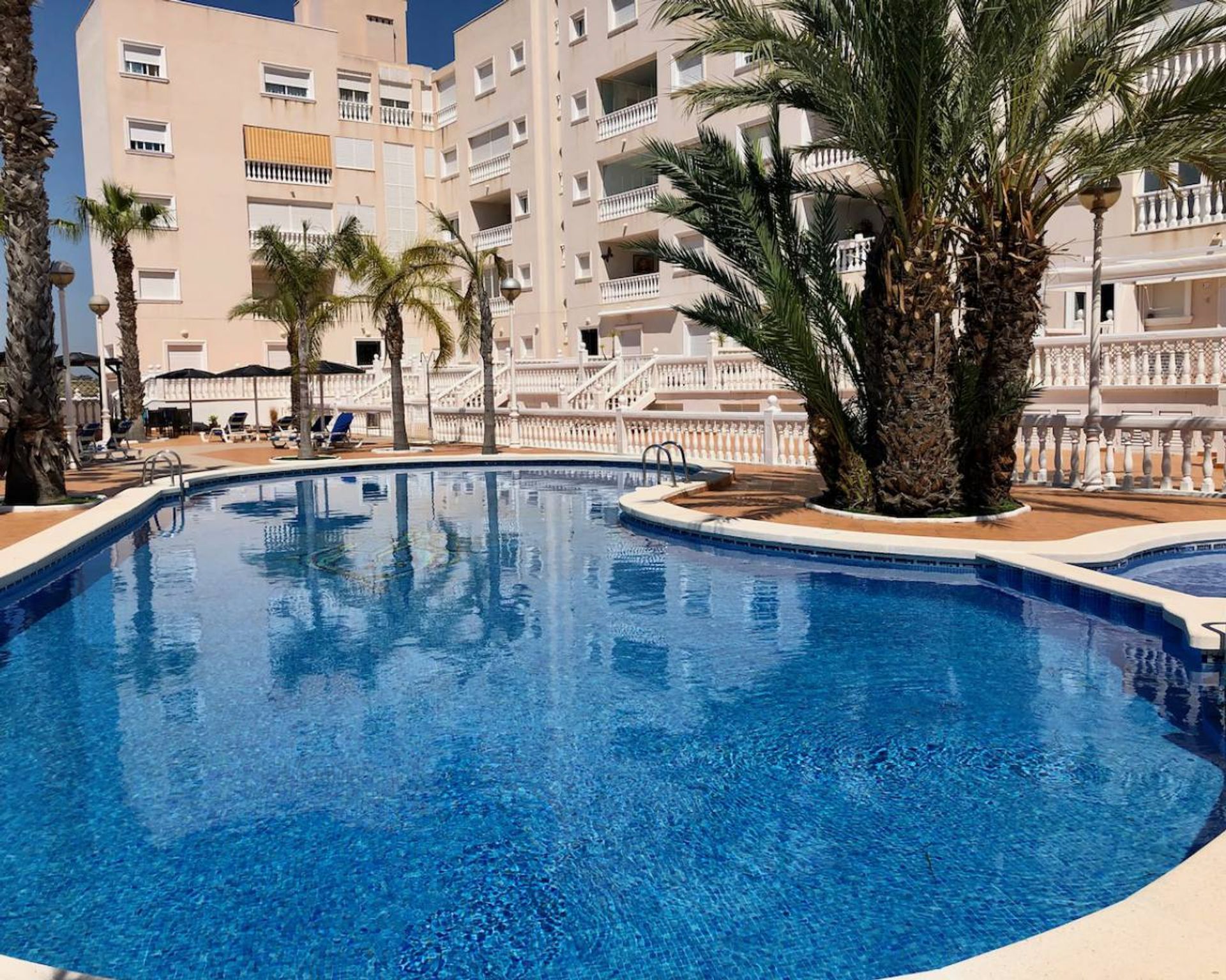 Condominio en Guardamar del Segura, Comunidad Valenciana 11328343