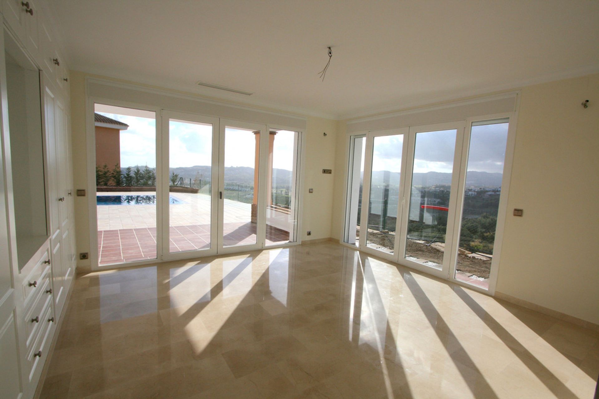 Casa nel Fuengirola, Andalusia 11329941