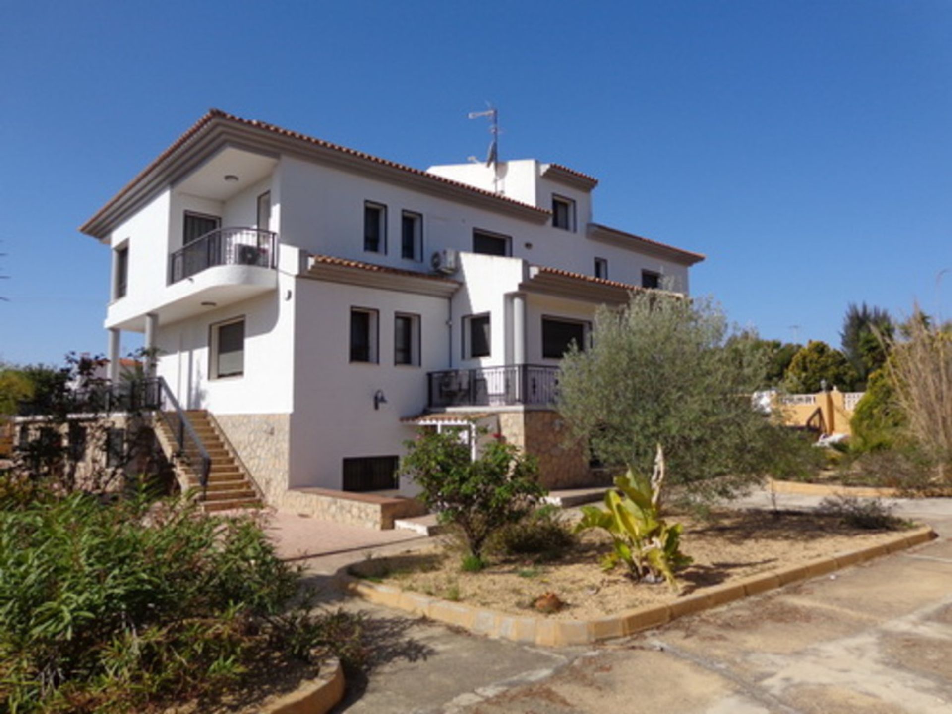 rumah dalam Altea, Valencia 11330385