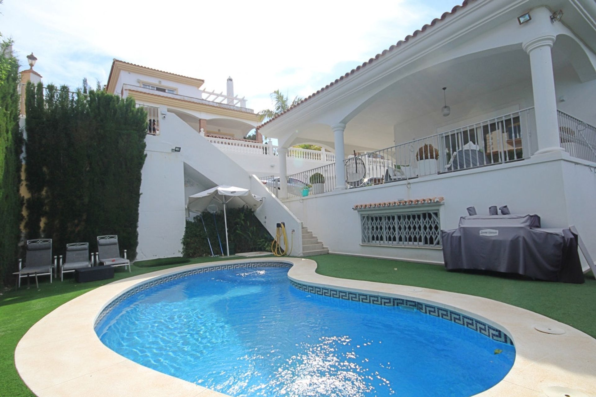 rumah dalam Fuengirola, Andalusia 11330425