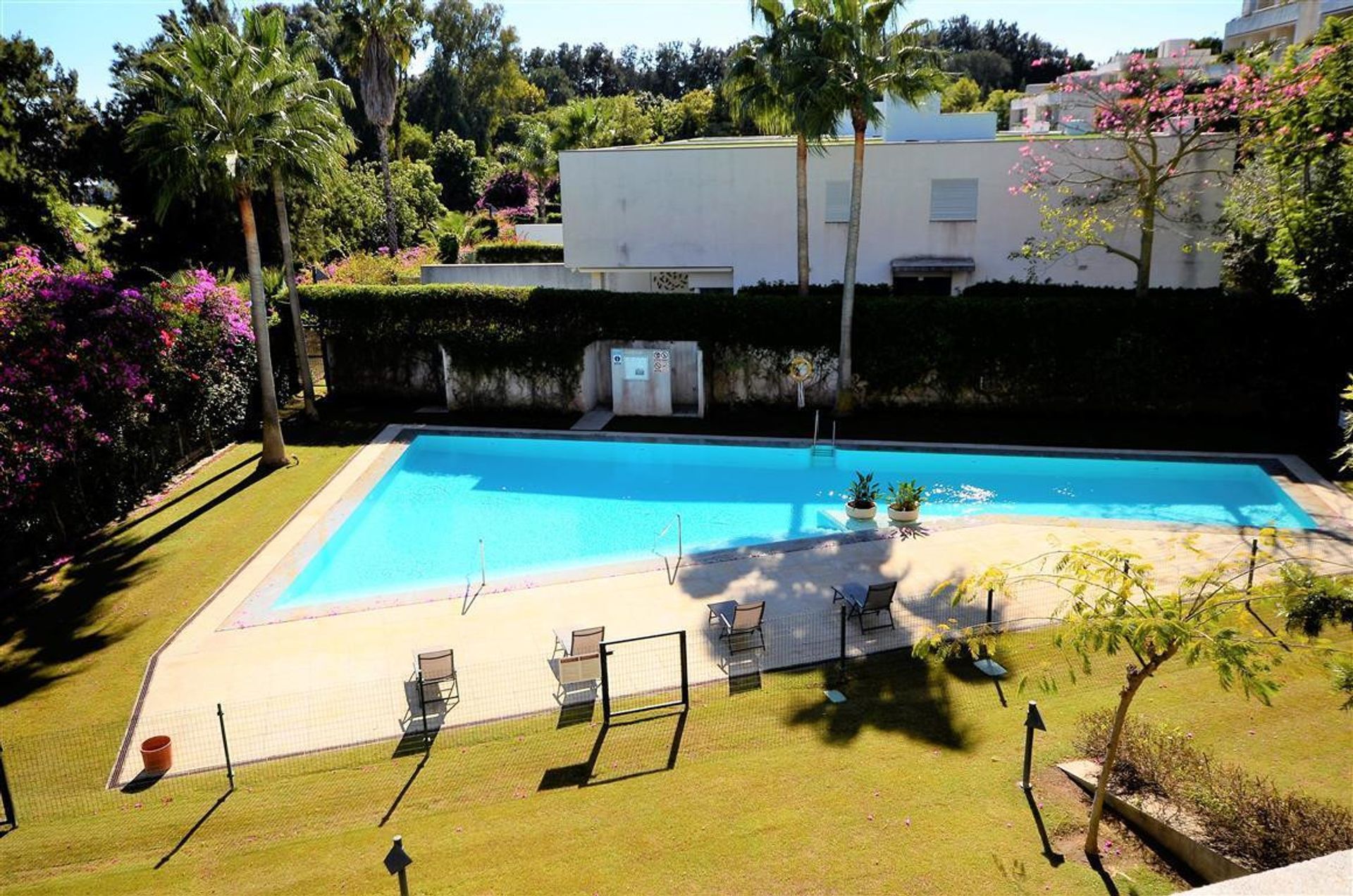 Condominium in San Roque, Andalucía 11330484