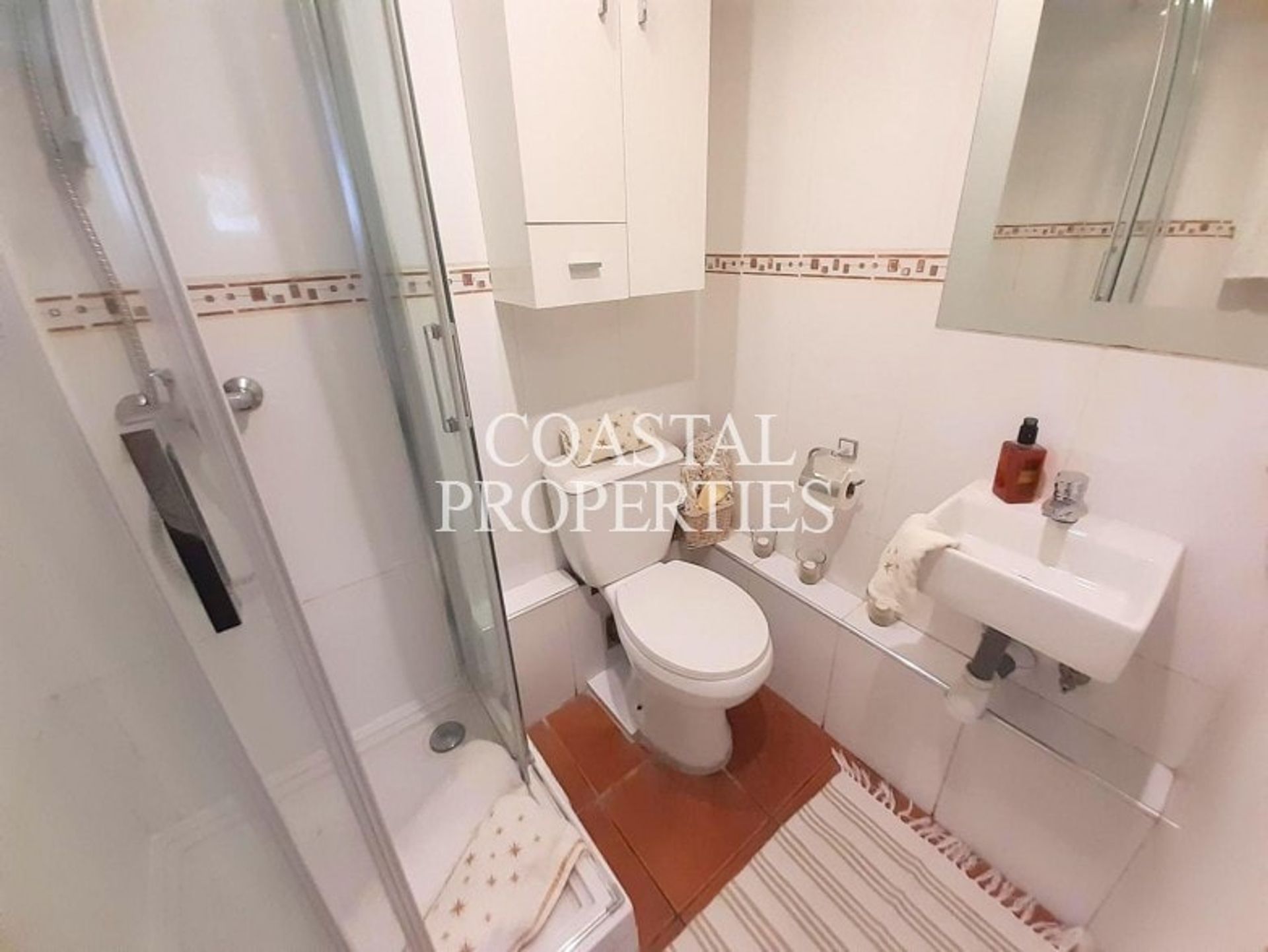 Condominium in Calvia, De Balearen 11330600