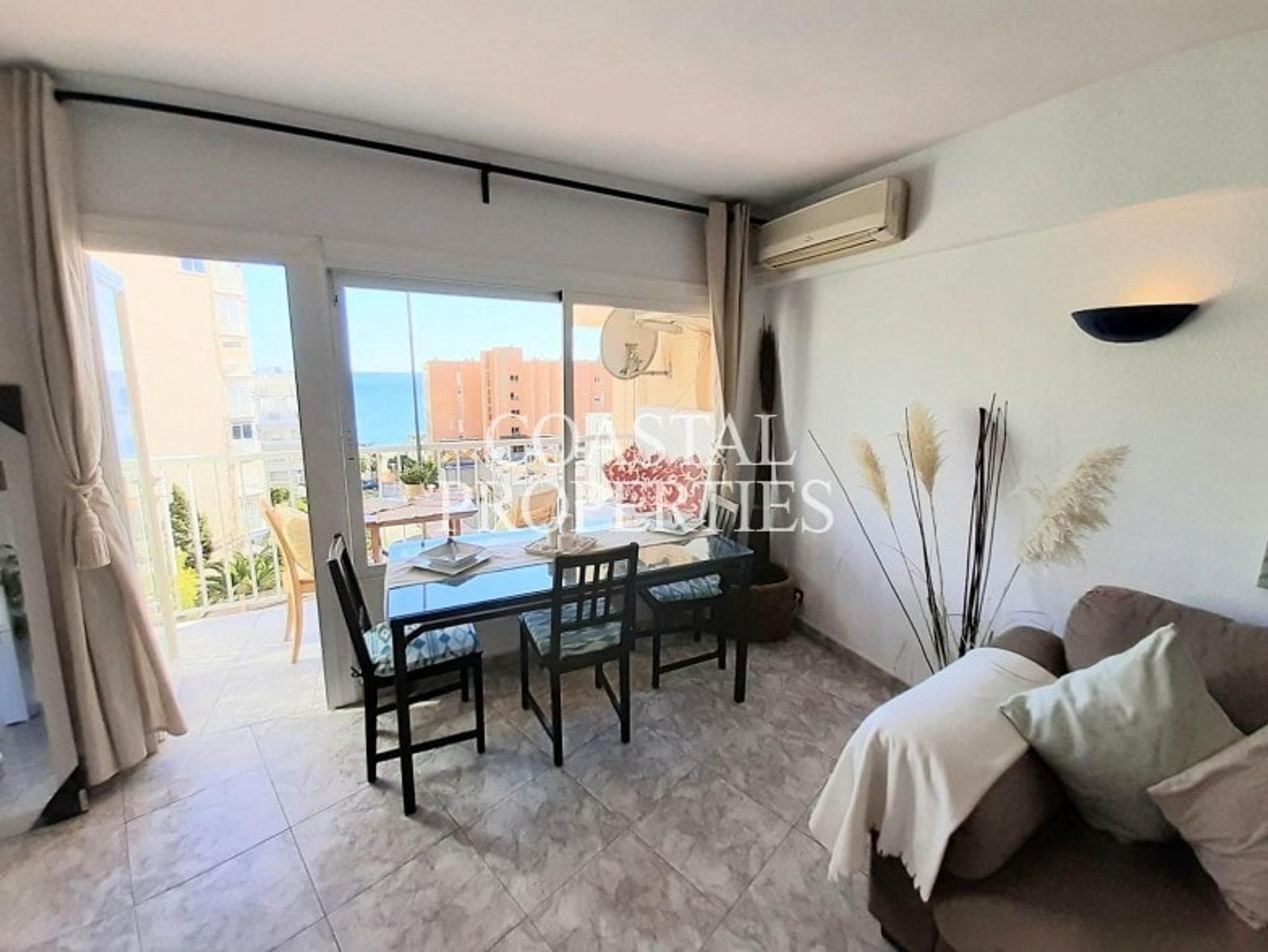 Condominium in Calvia, De Balearen 11330600