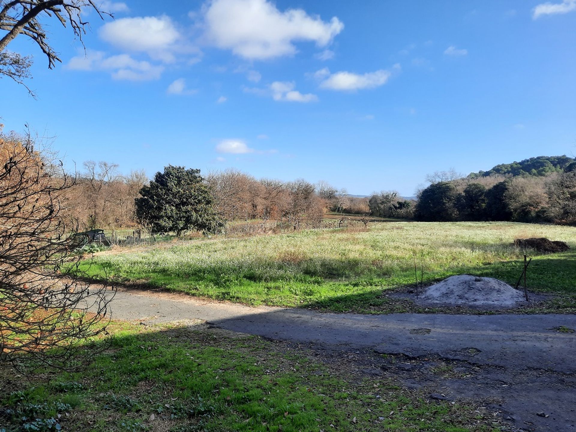 Perindustrian dalam Alignan-du-Vent, Occitanie 11330904